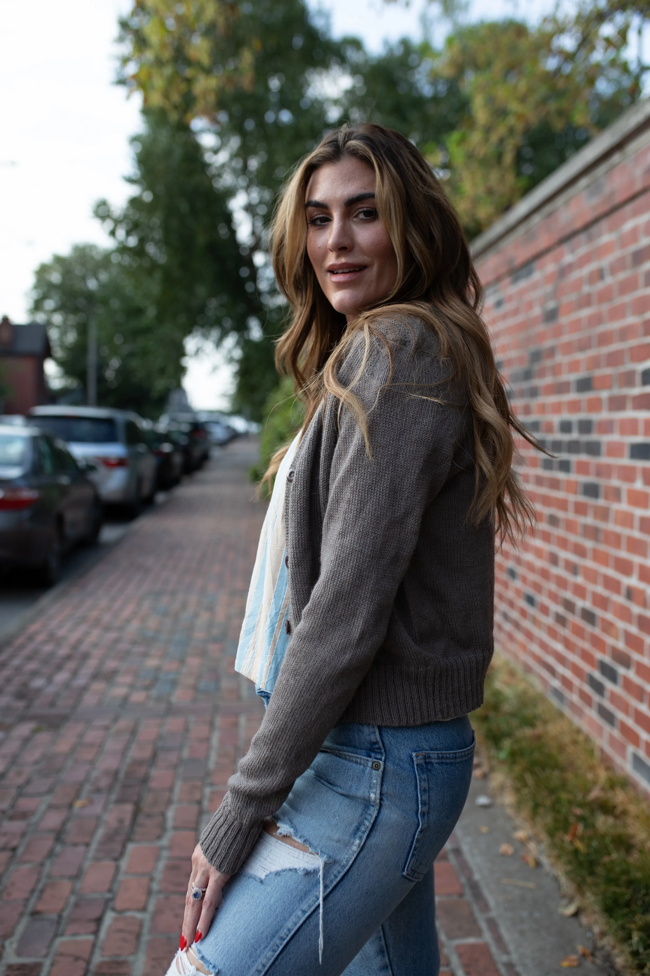 Alpaca Robbi Cardigan Sweater in Beige - Pre-Order 2/30