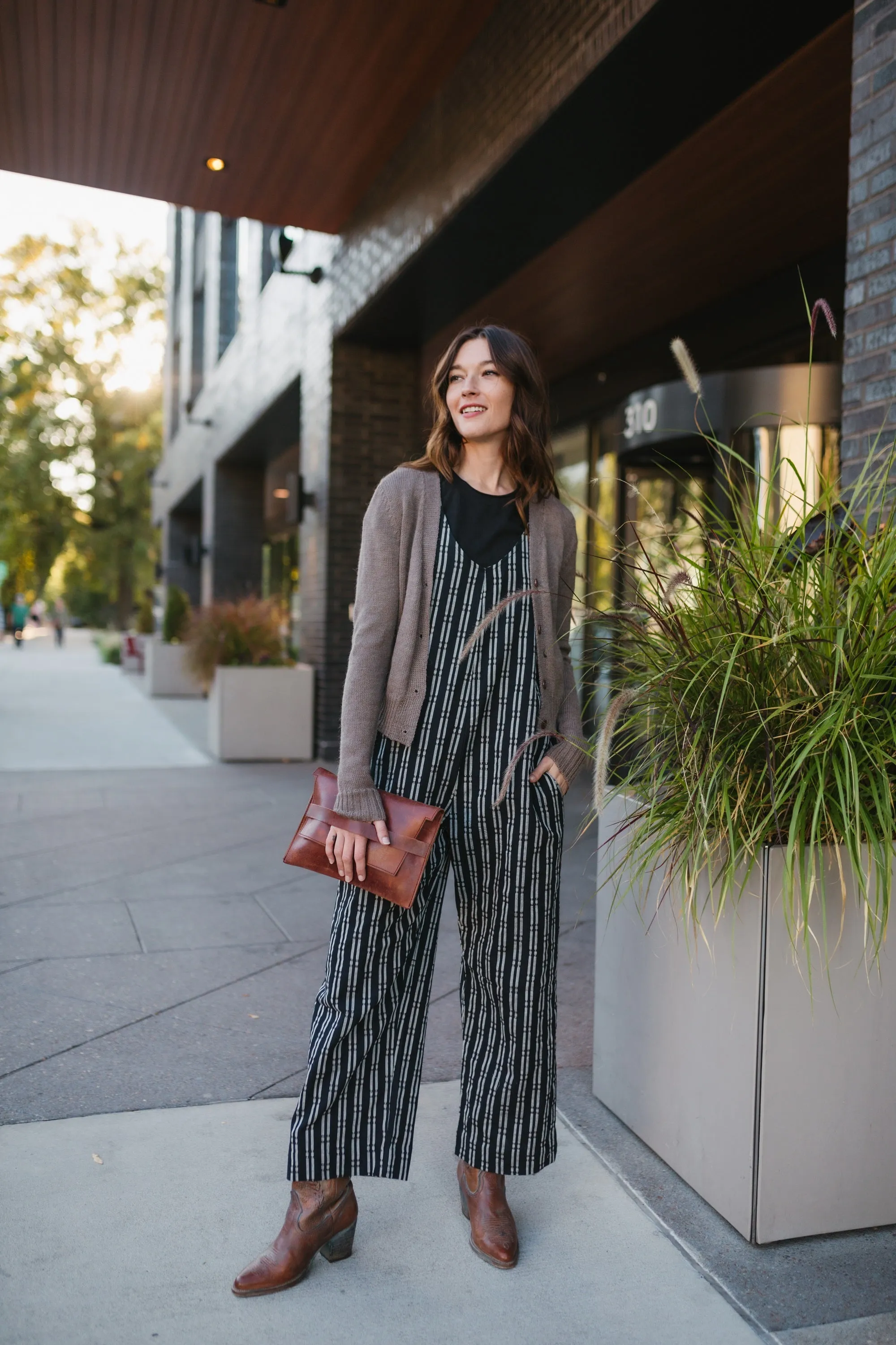 Alpaca Robbi Cardigan Sweater in Beige - Pre-Order 2/30