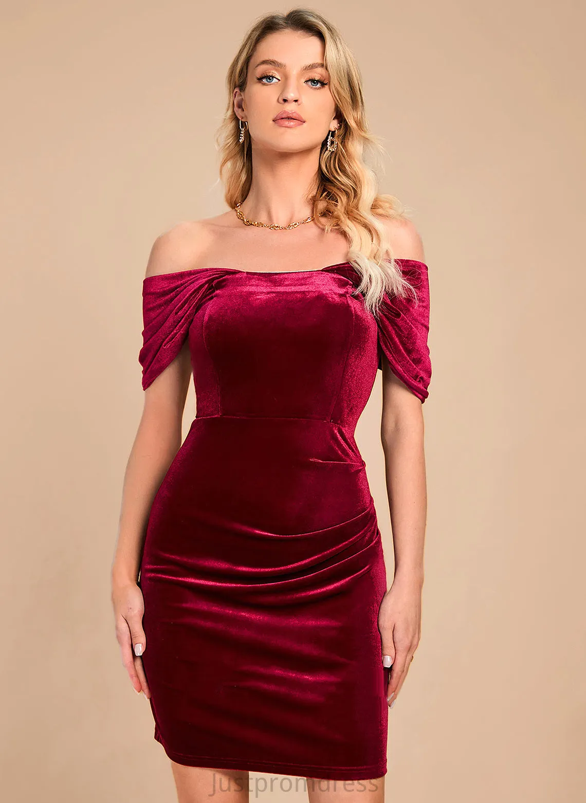 Amina Sleeveless Off Dresses Club Dresses Shoulder Elegant the Bodycon Mini Velvet