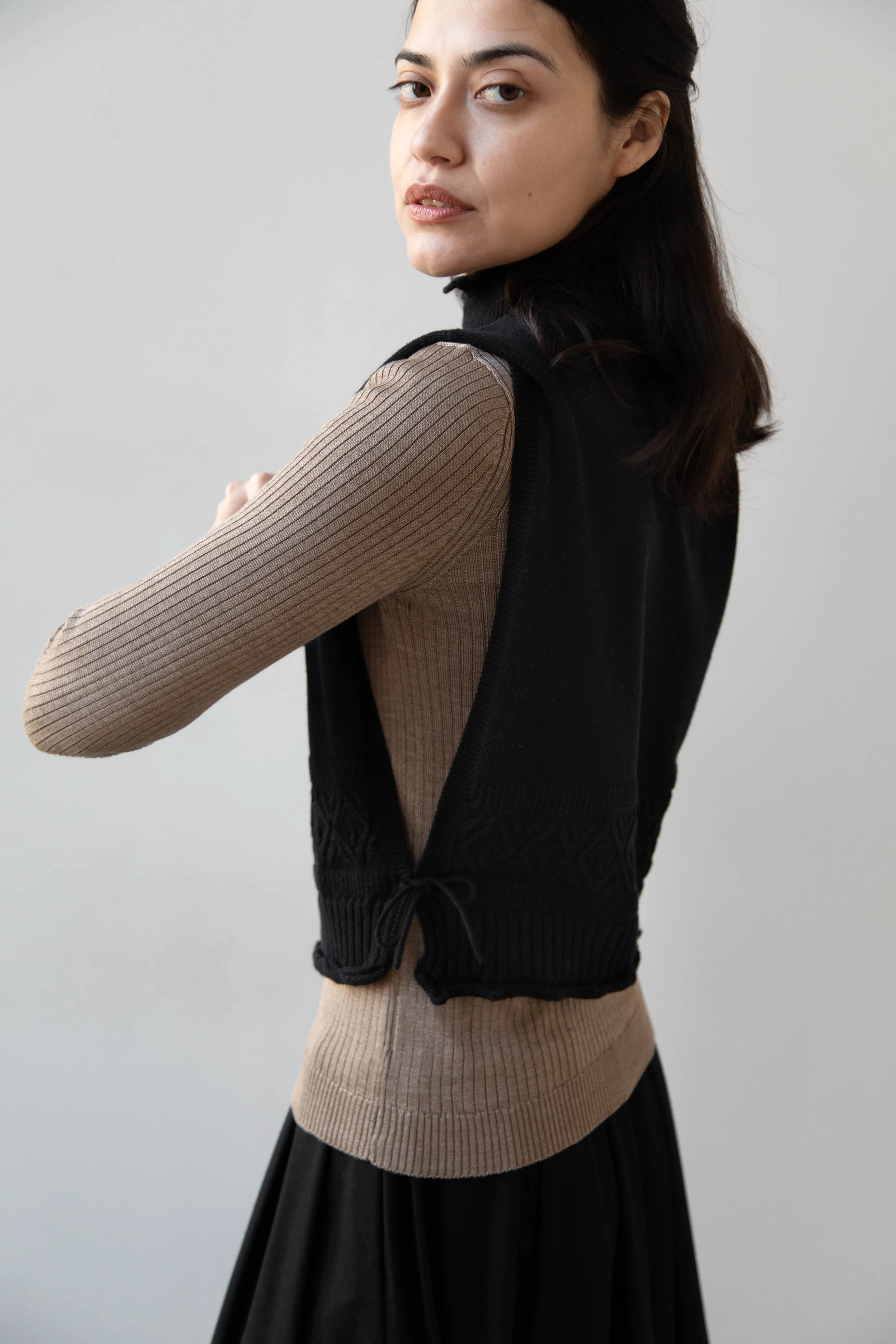 Antipast | Cotton Cashmere Knit Vest in Black