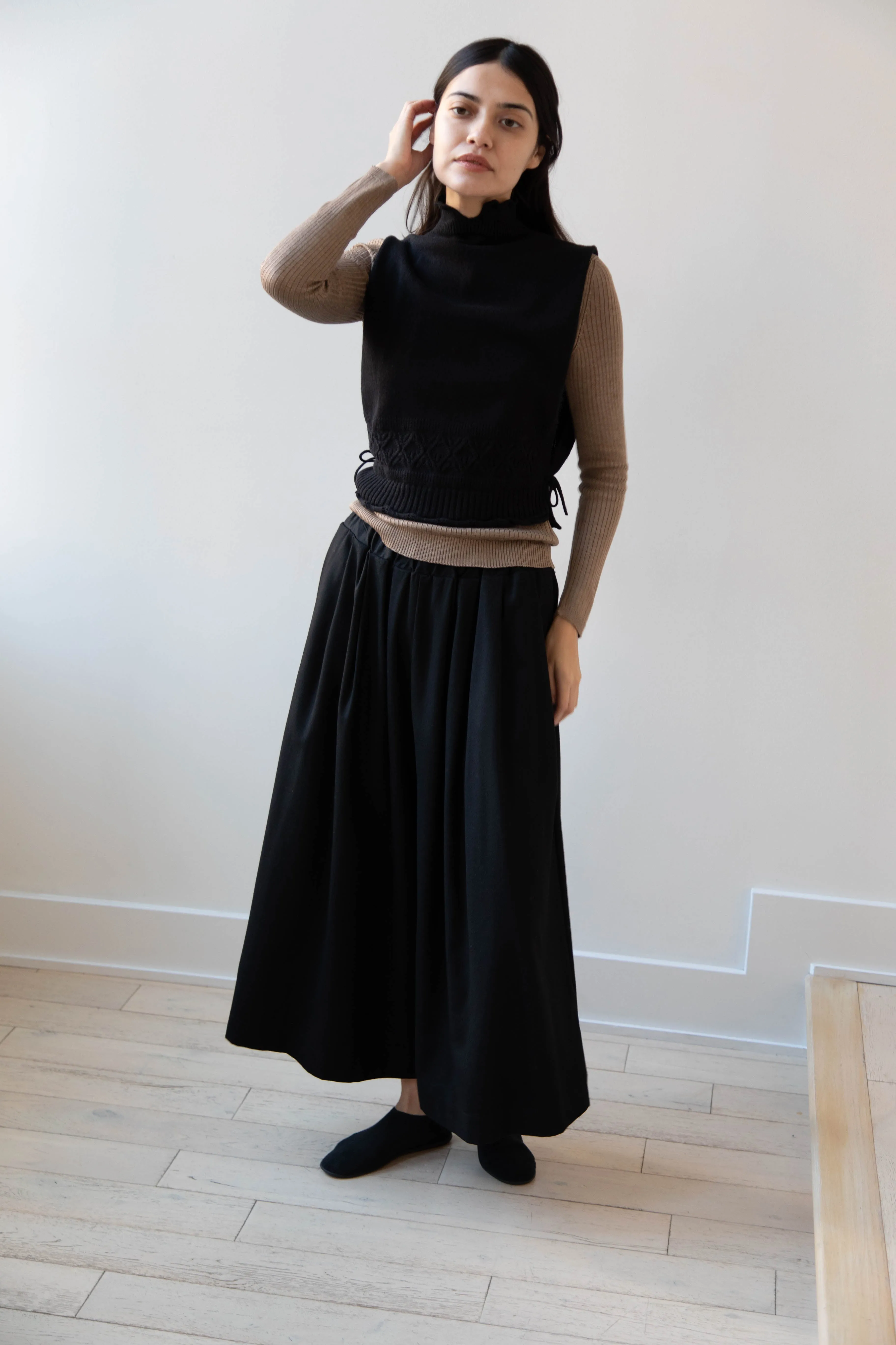 Antipast | Cotton Cashmere Knit Vest in Black