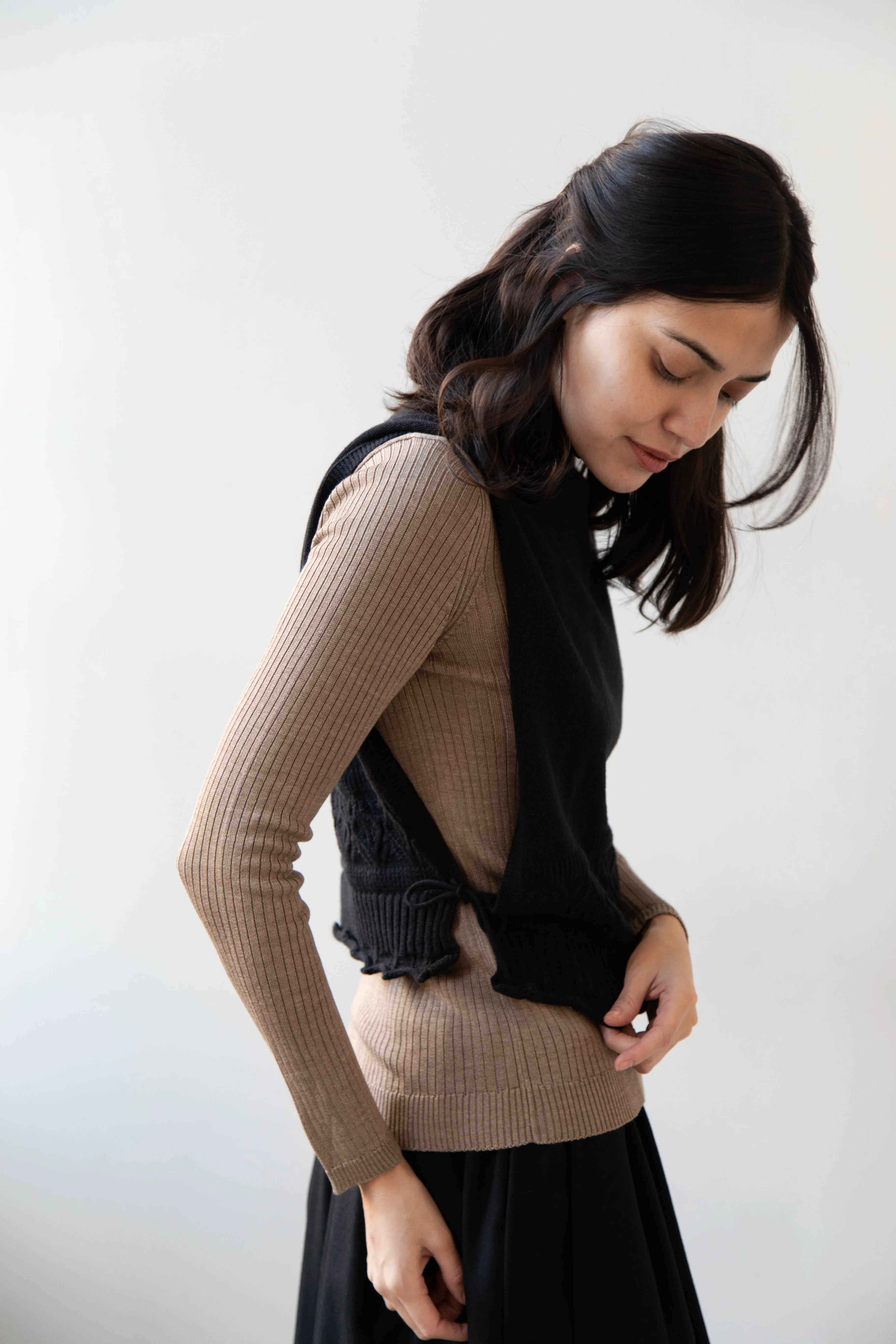 Antipast | Cotton Cashmere Knit Vest in Black
