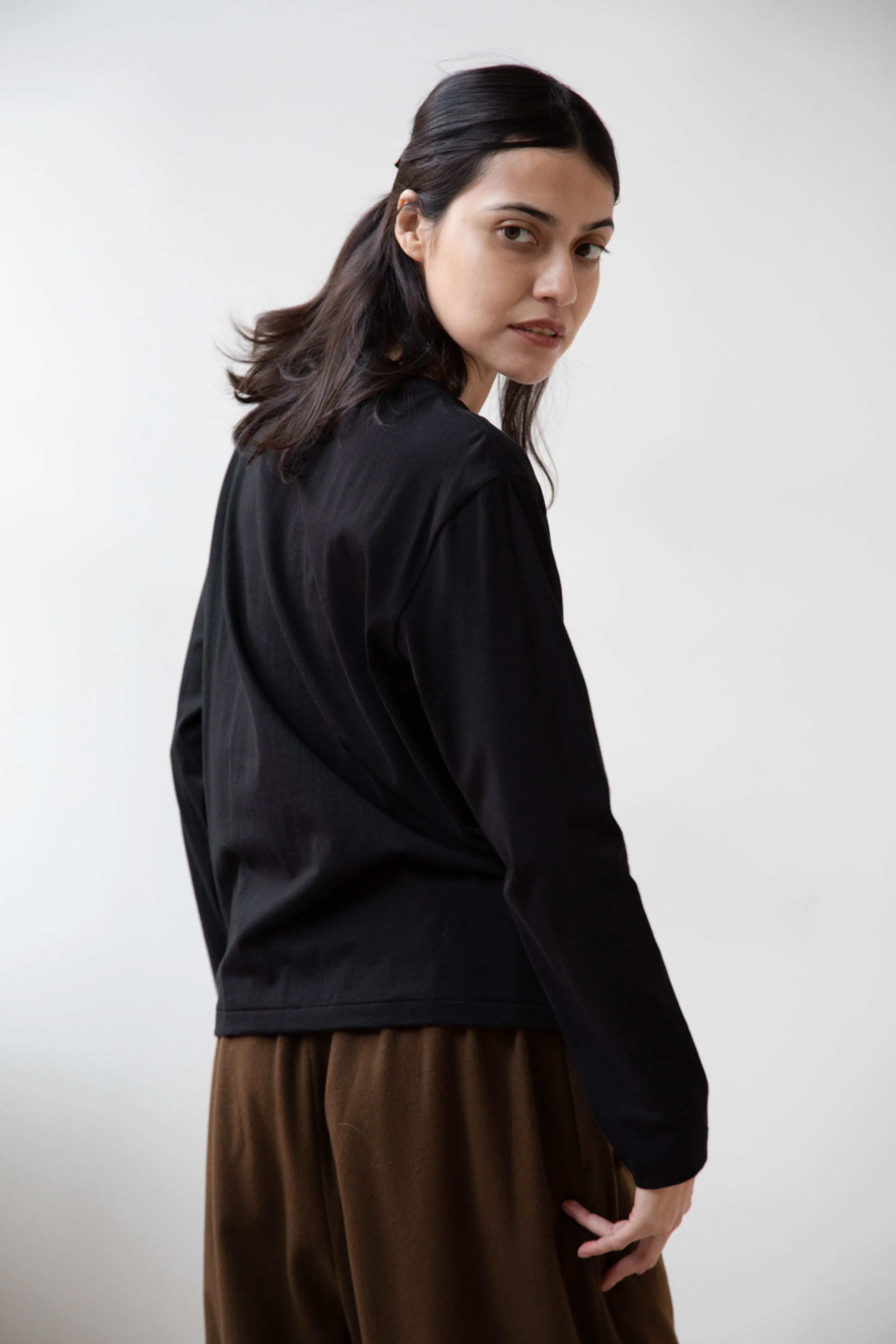 Antipast | Organic Cotton Longsleeve T-shirt in Black