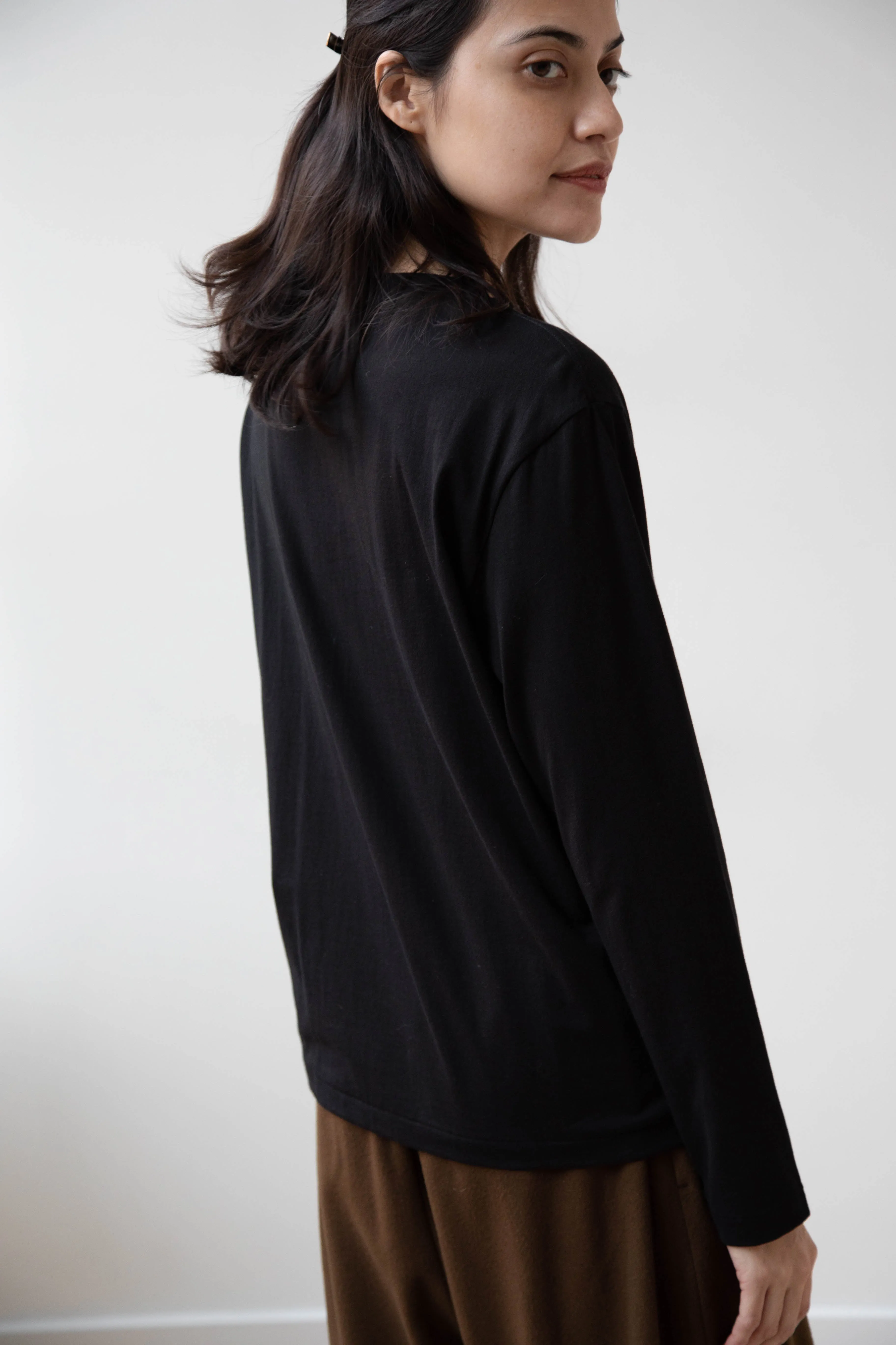 Antipast | Organic Cotton Longsleeve T-shirt in Black
