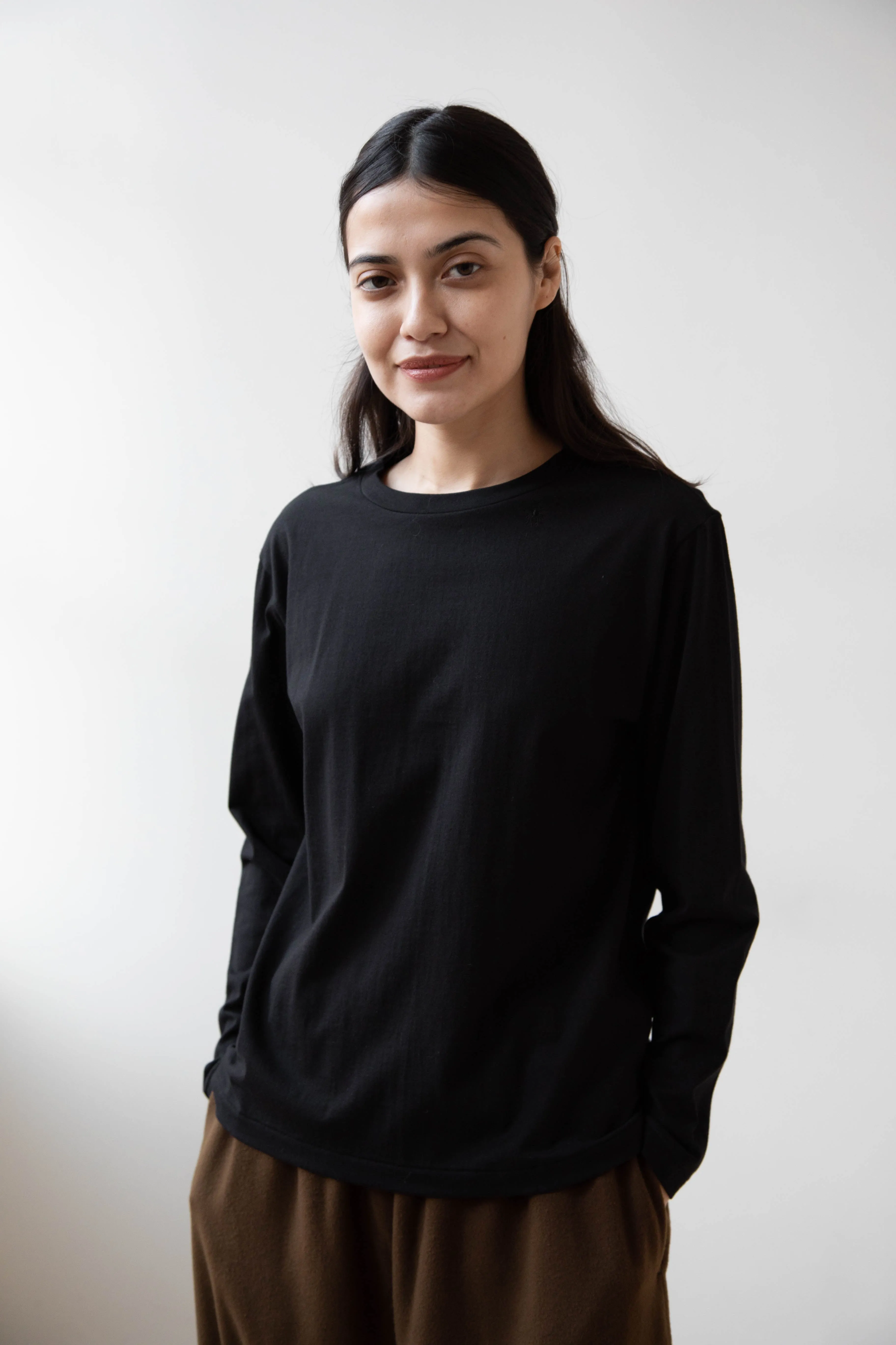 Antipast | Organic Cotton Longsleeve T-shirt in Black