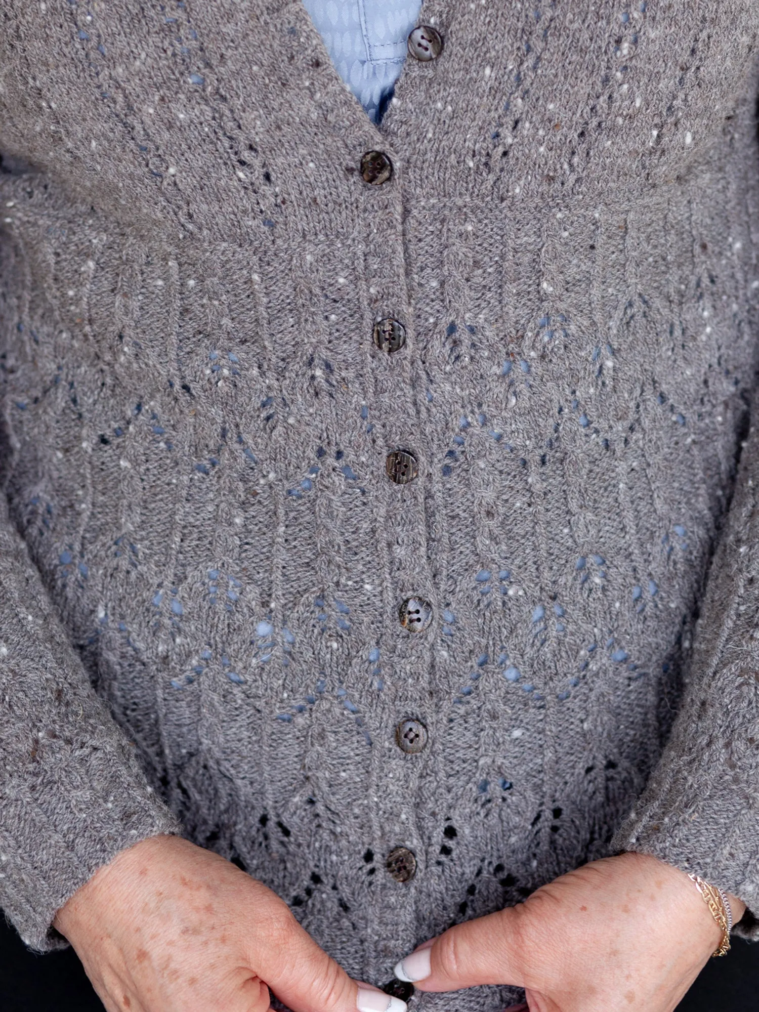 Artus & Anne Cardigan <br/><small>knitting pattern</small>