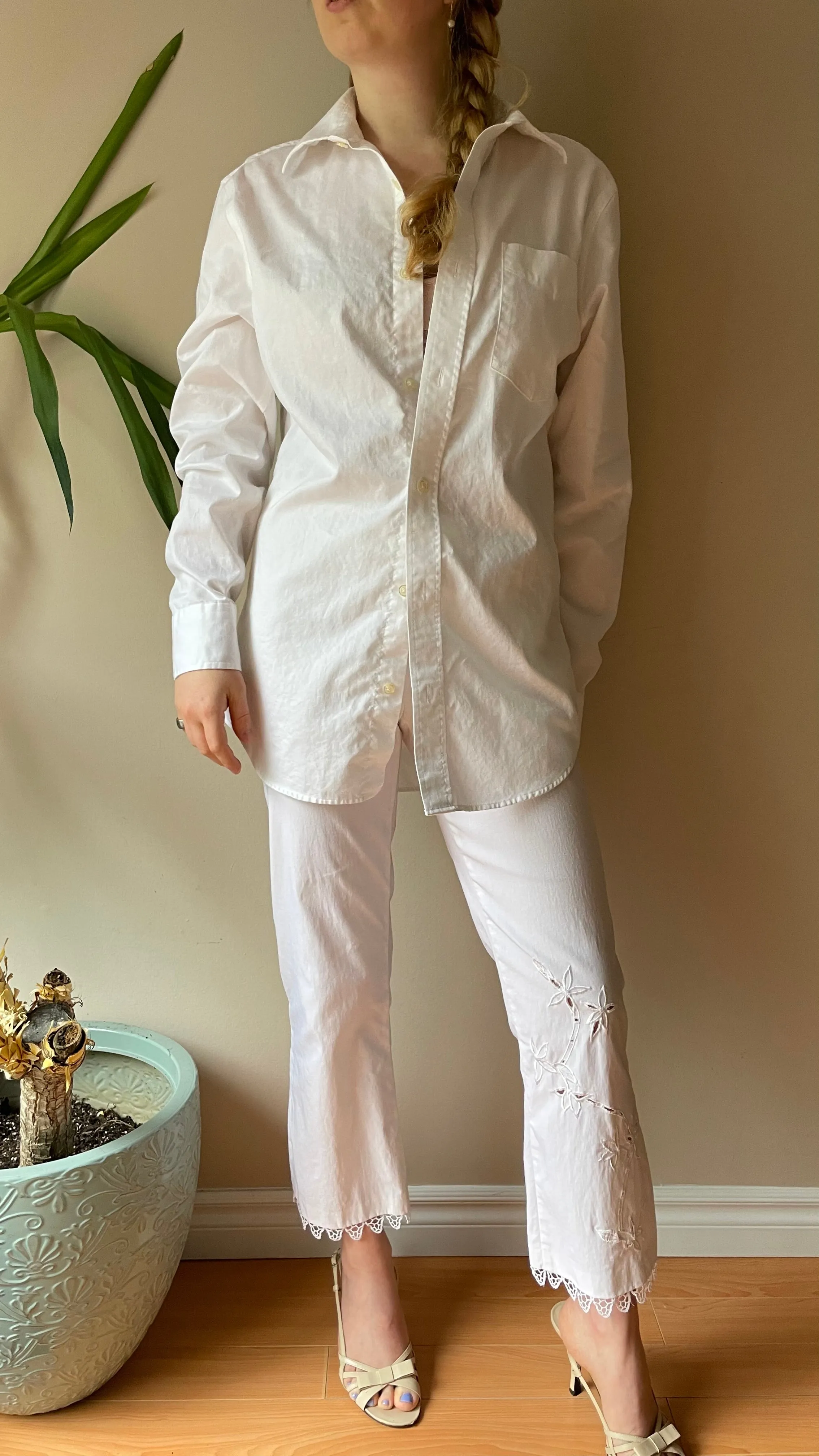 Banana Republic White 100% Cotton Non-Iron Button Down Shirt - M/L