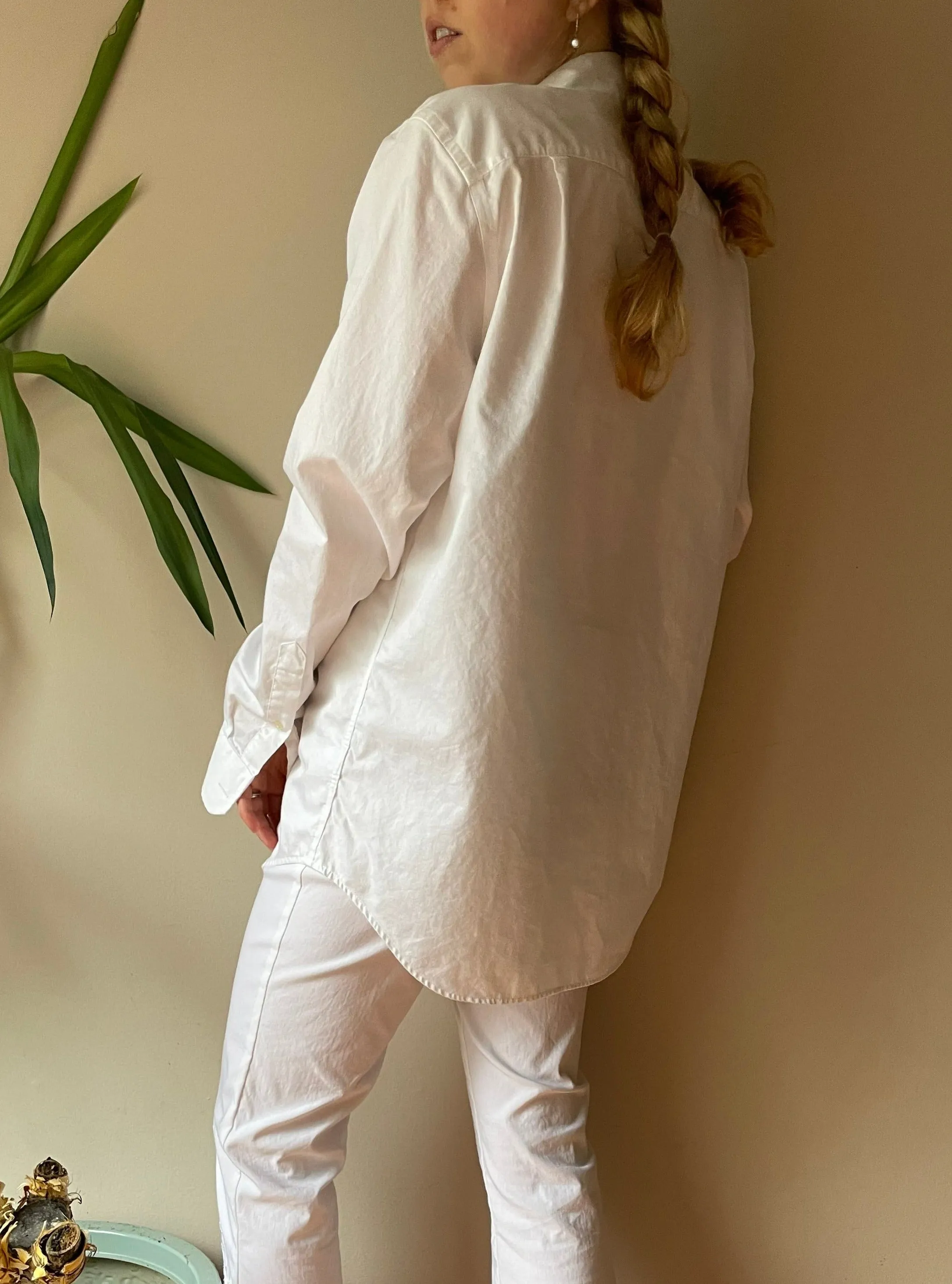Banana Republic White 100% Cotton Non-Iron Button Down Shirt - M/L