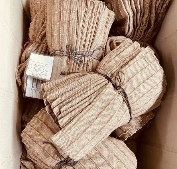 bläanks | Sustainable Rolled Texture Throw Blanket | Camel   Greggio