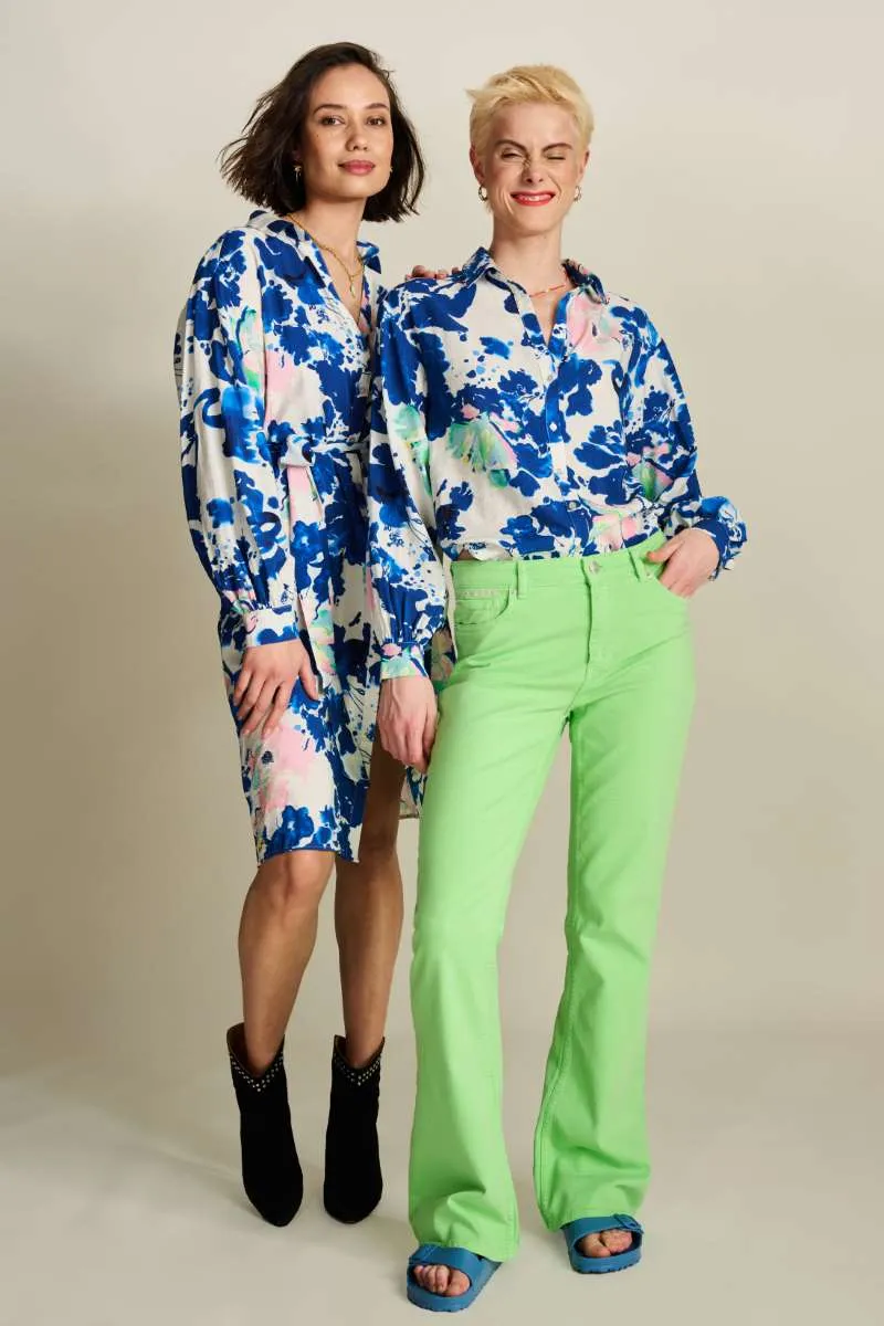 Blouse SP7729 in Violet Crane Birds Blue by POM Amsterdam