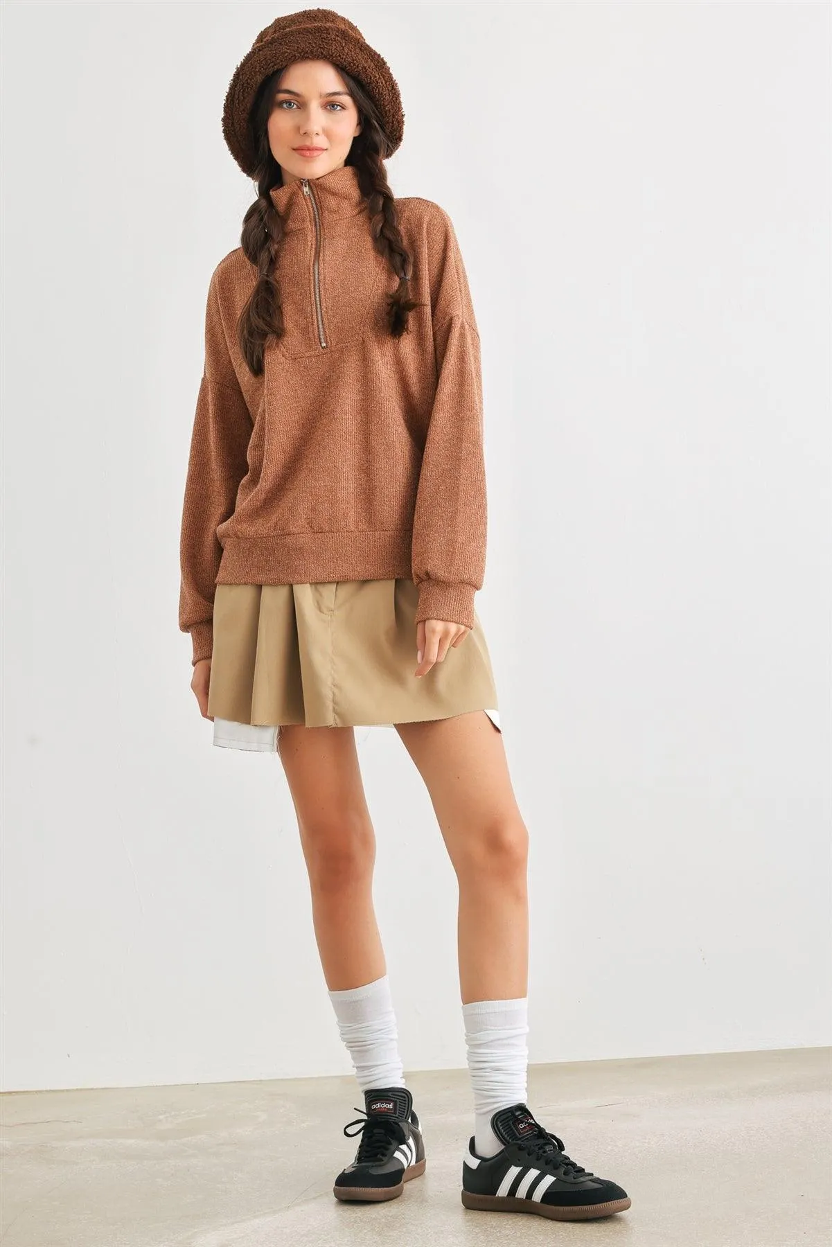Camel Knit Zip-Up Neck Long Sleeve Top /2-2-2