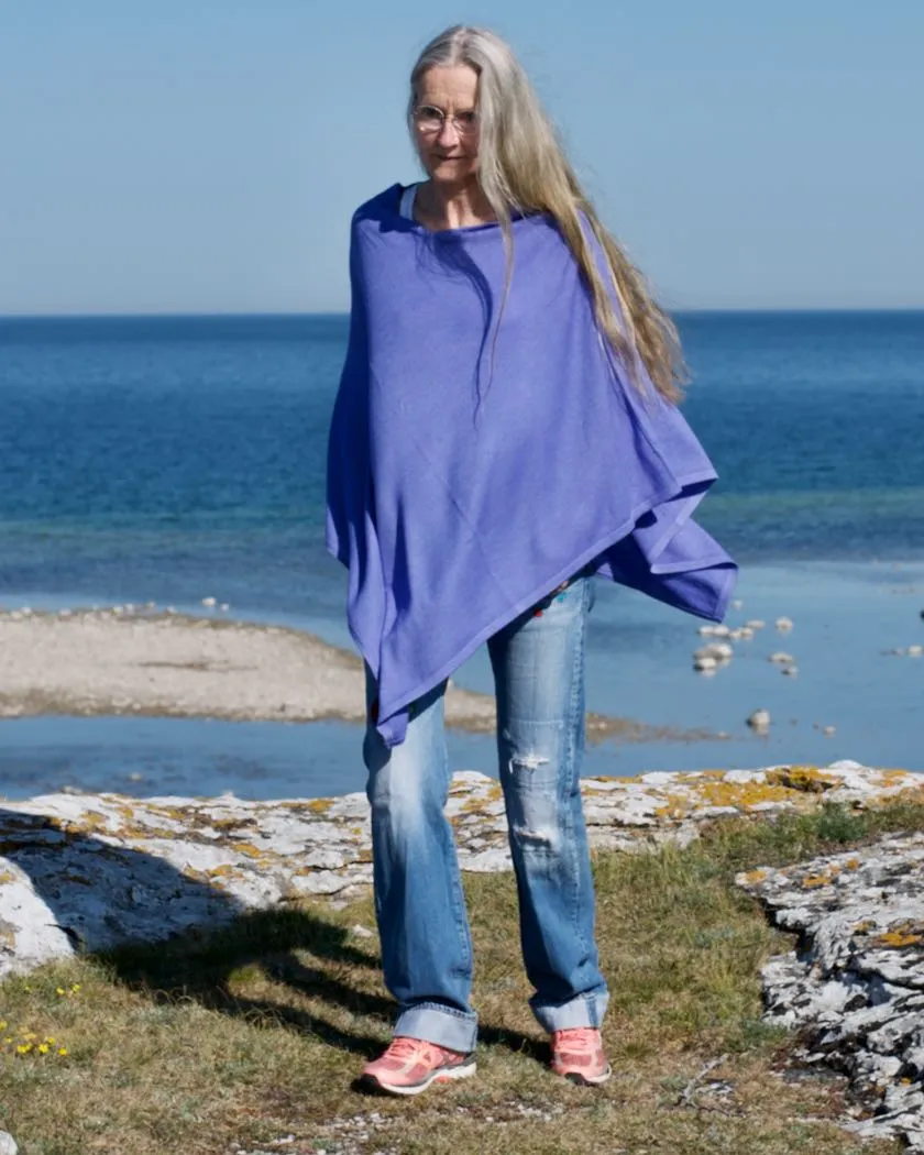 Cashmere och silke poncho syrén