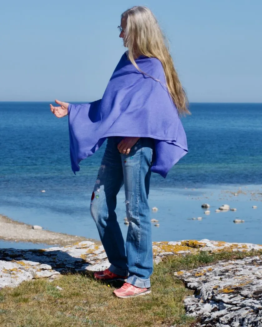 Cashmere och silke poncho syrén