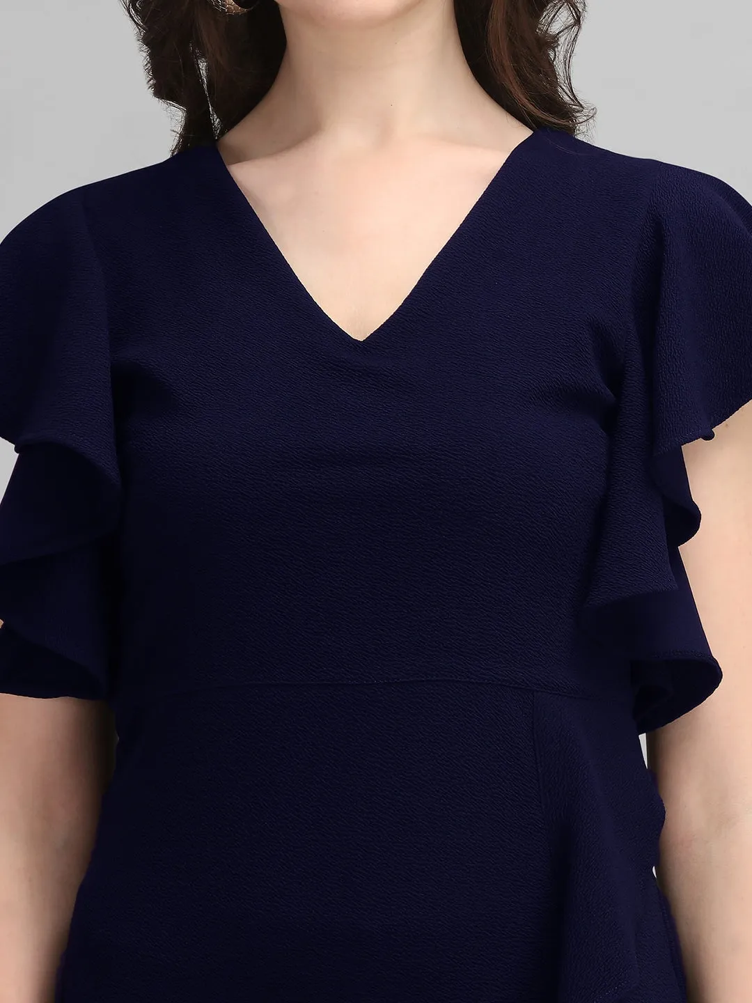 Chic Elegance Solid V-Neck Bodycon Dress