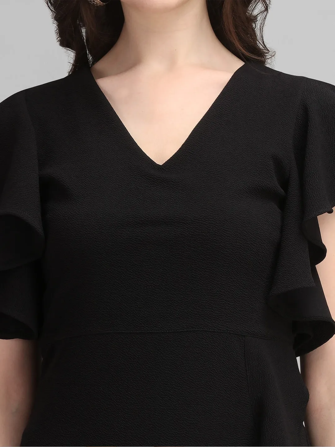 Chic Elegance Solid V-Neck Bodycon Dress