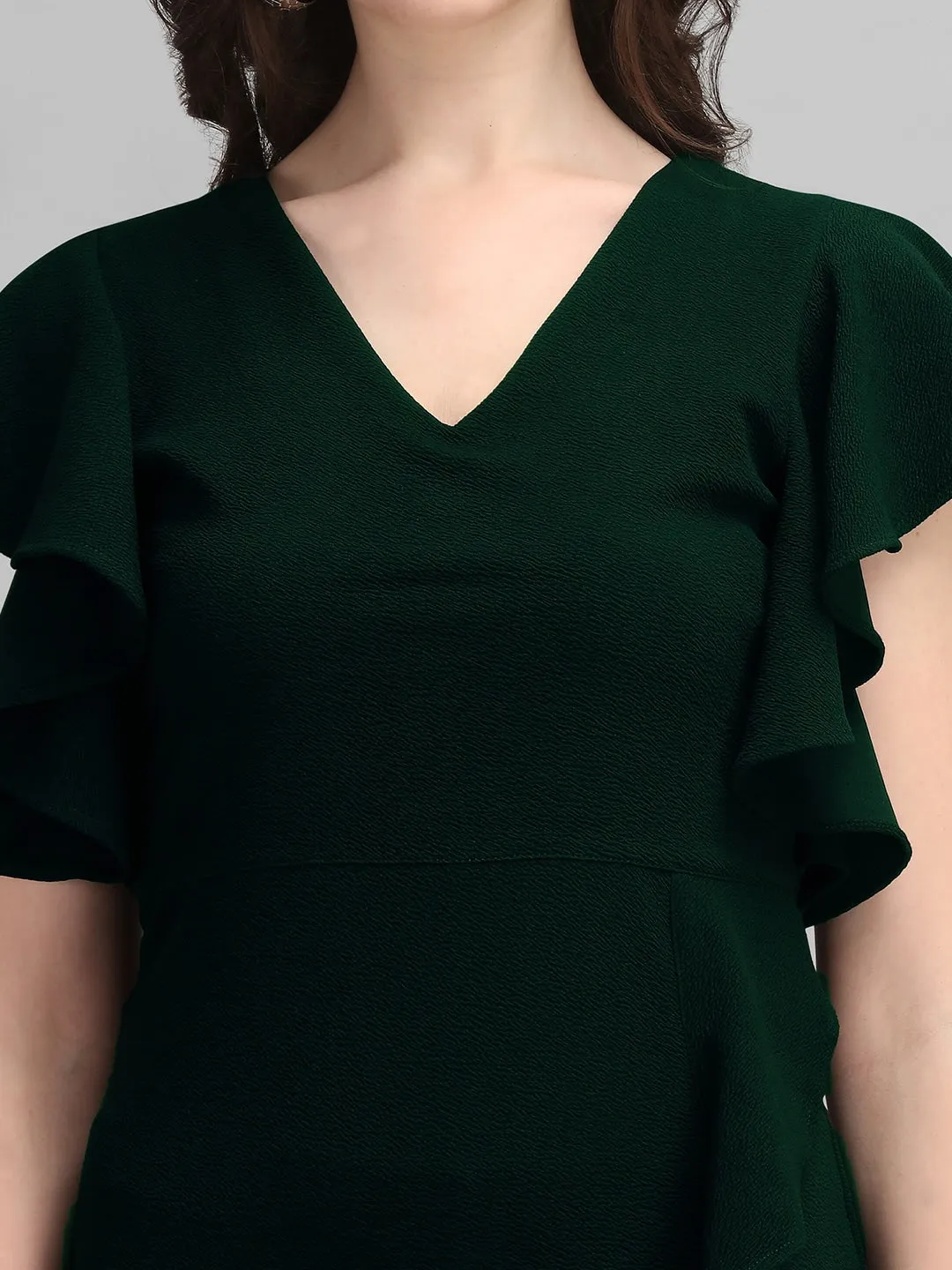 Chic Elegance Solid V-Neck Bodycon Dress