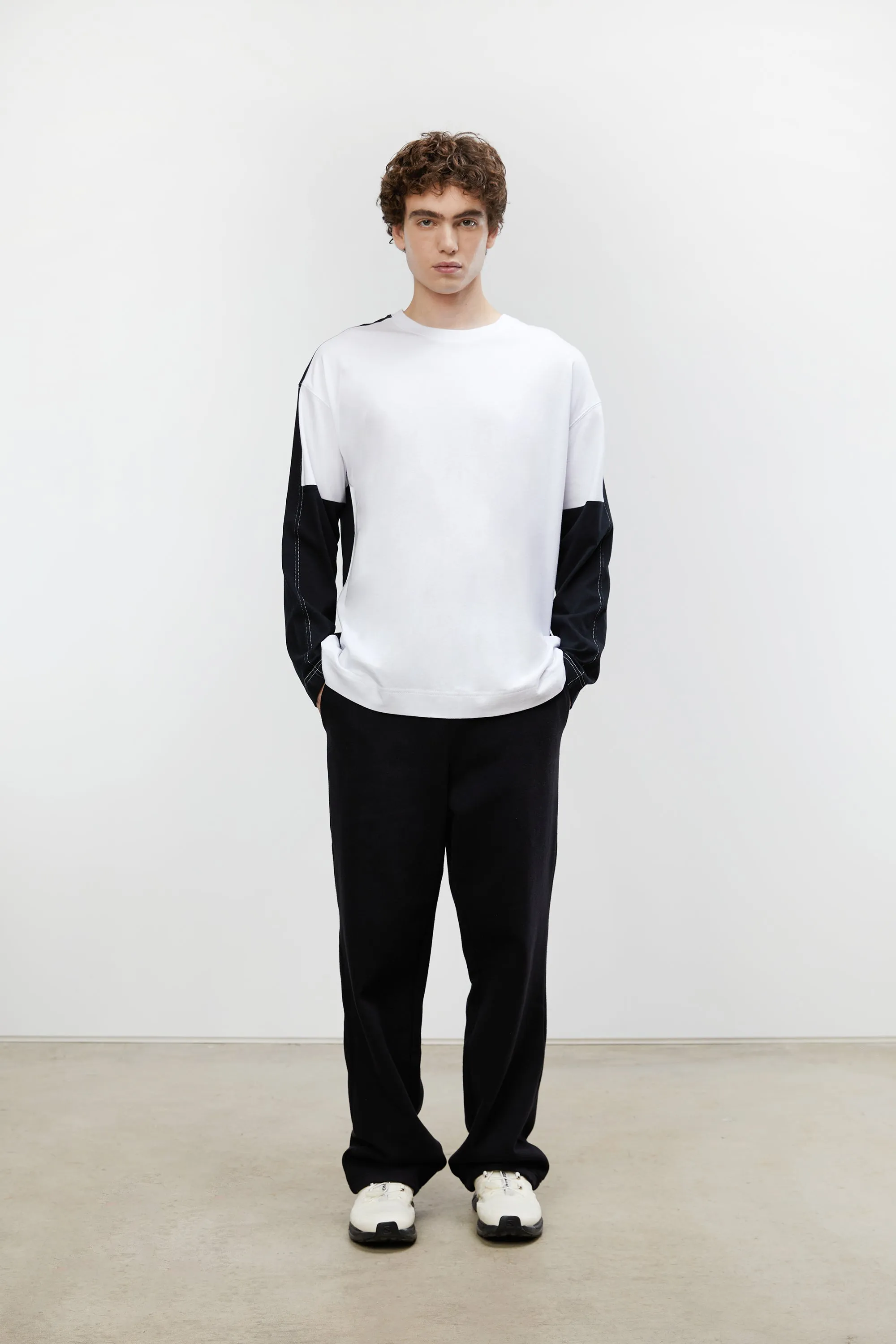 COLOUR BLOCK KNIT TOP