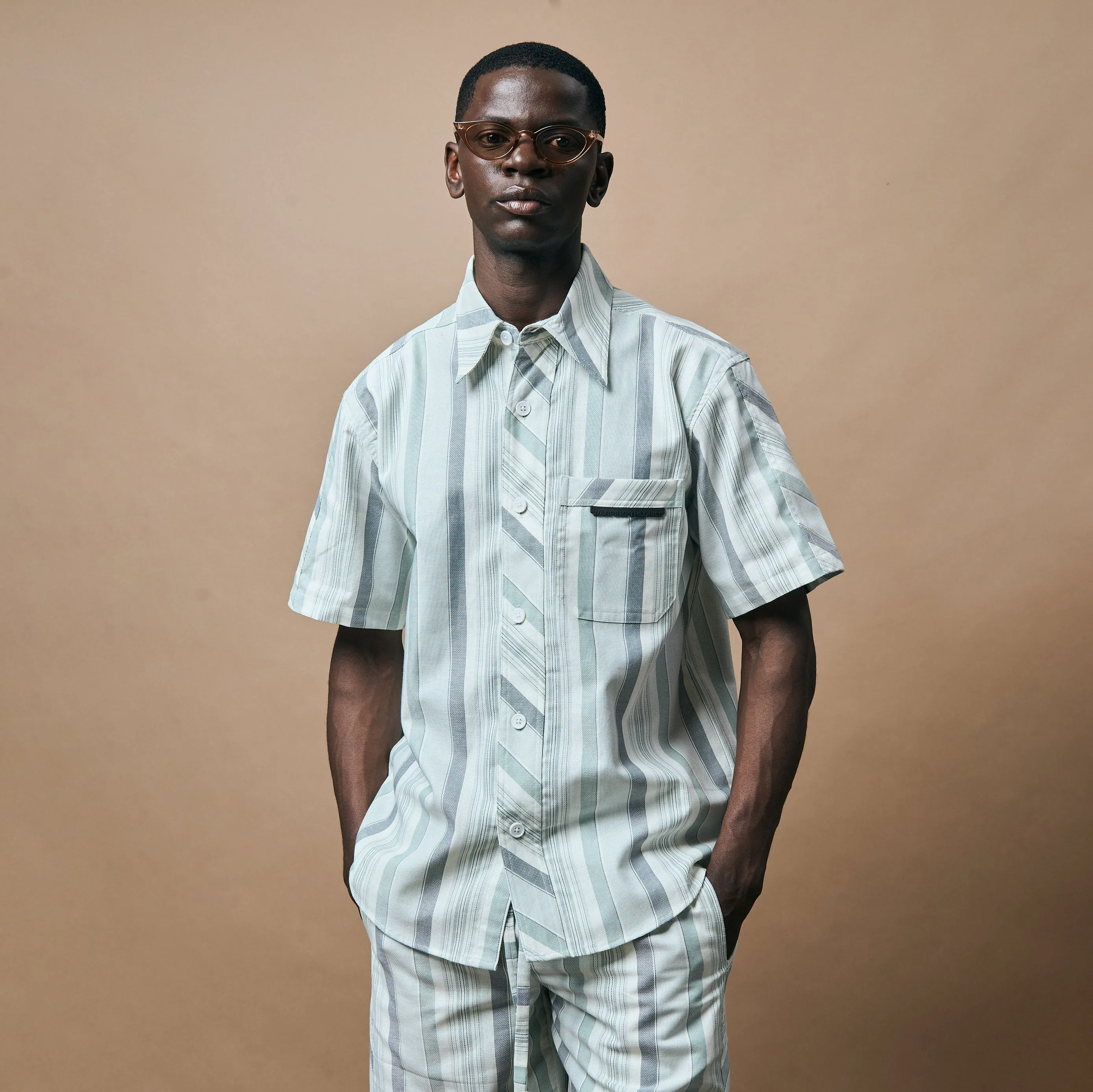 CROSS CUT STRIPE SHIRT