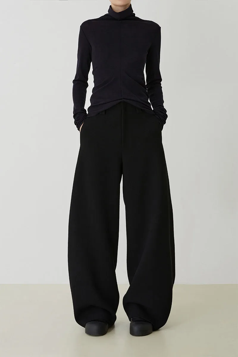 Curved Turtleneck Knit Top