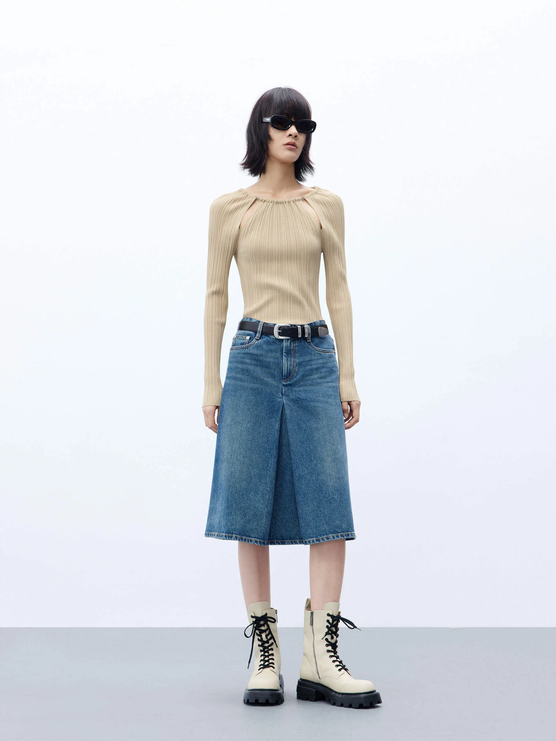 Cutout Details Knit Top