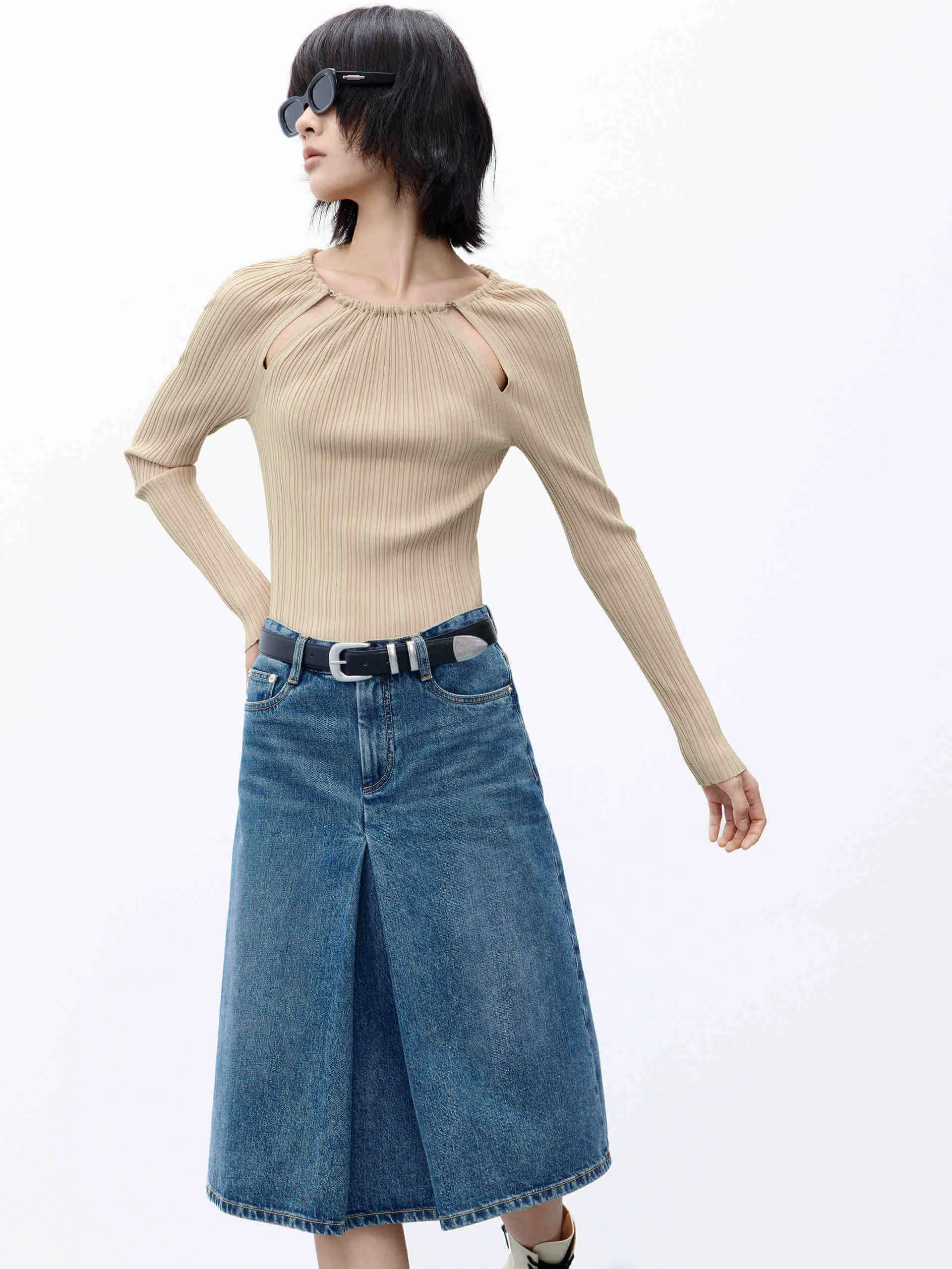Cutout Details Knit Top