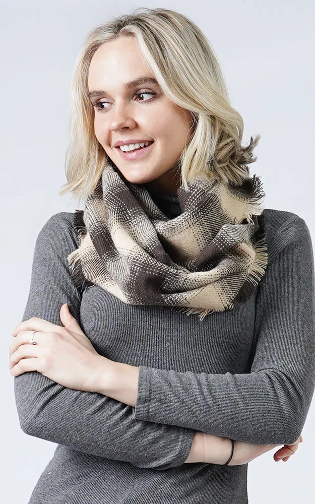 ESC10405 Plaid Infinity Scarf w/Fringes