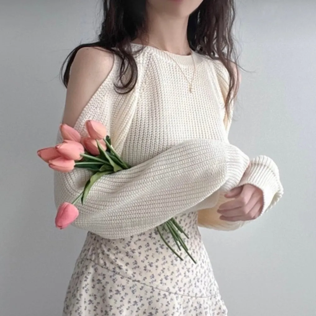 Grace Shoulder Knit Top