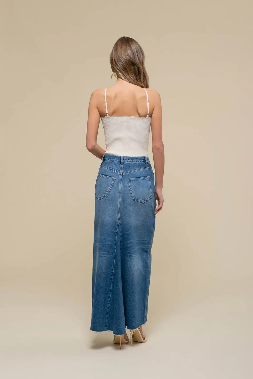HALTER NECK RIBBED CAMI TOP