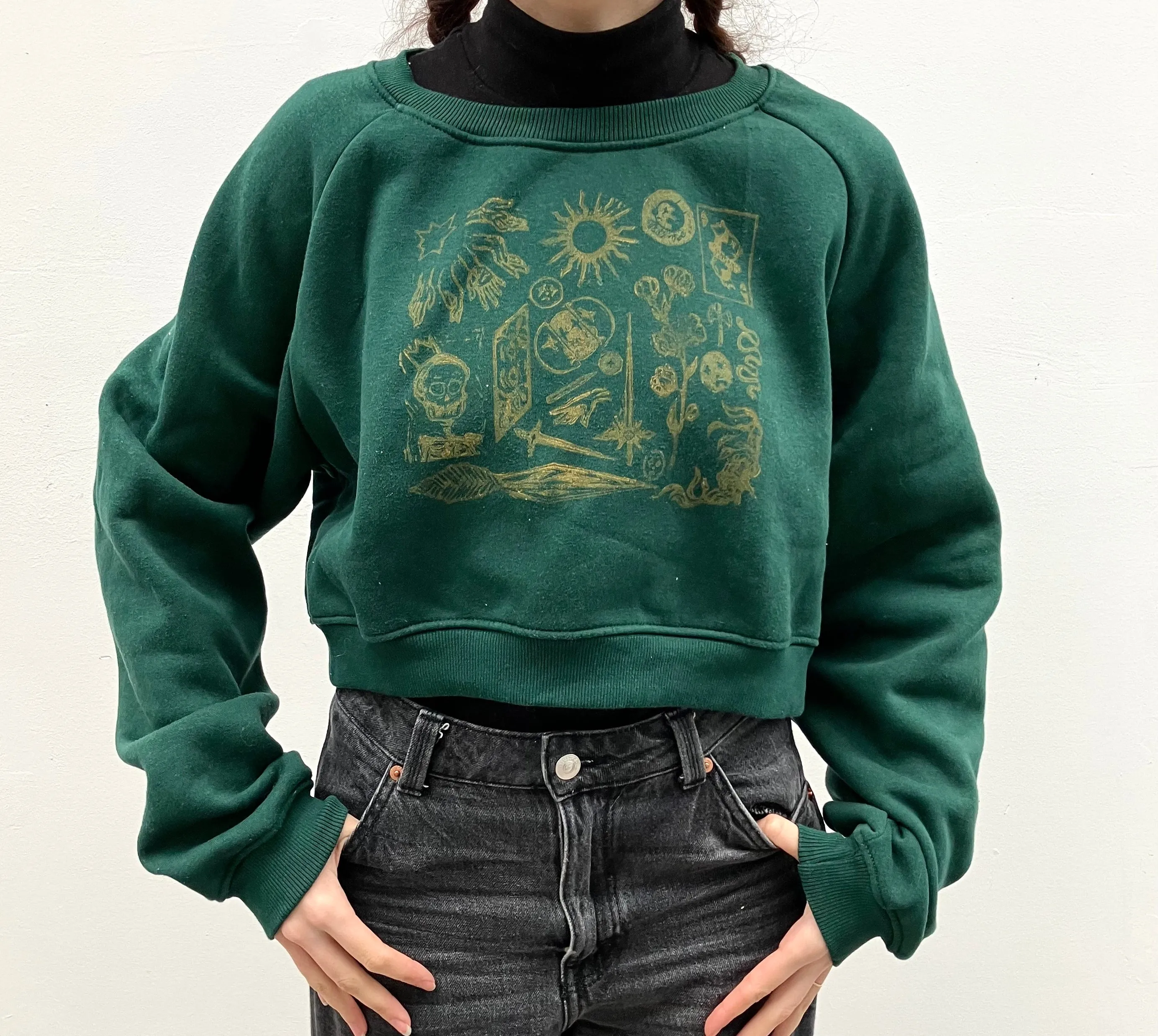 Handprinted cropped sweatshirt size UK 16
