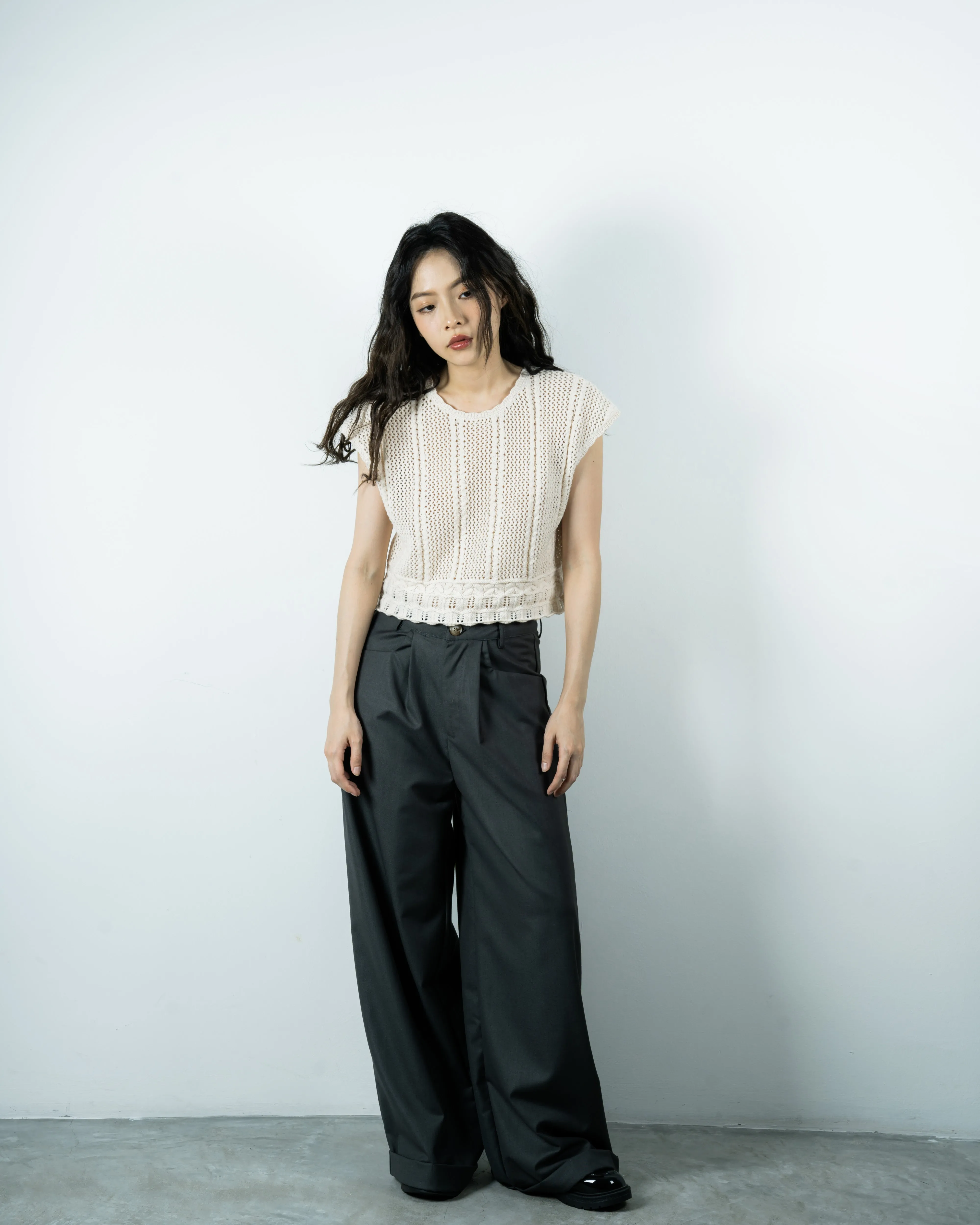 Hollow Sleeveless Knit Top (Beige)