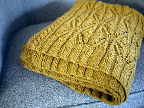 Hourglass Throw <br/><small>knitting pattern</small>