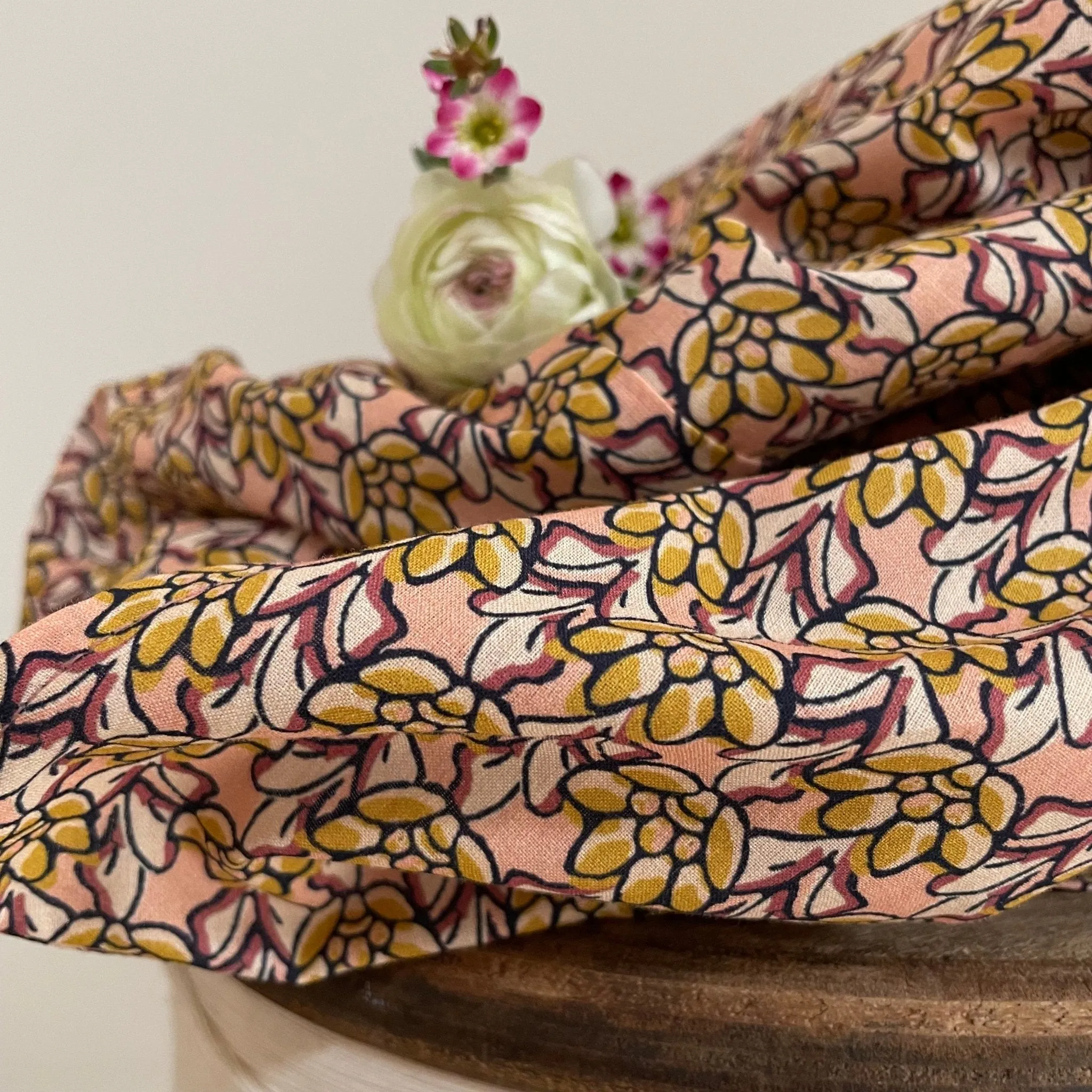 IMPARFAIT 150 - dernière pièce Blouse Savine fleuri ocré