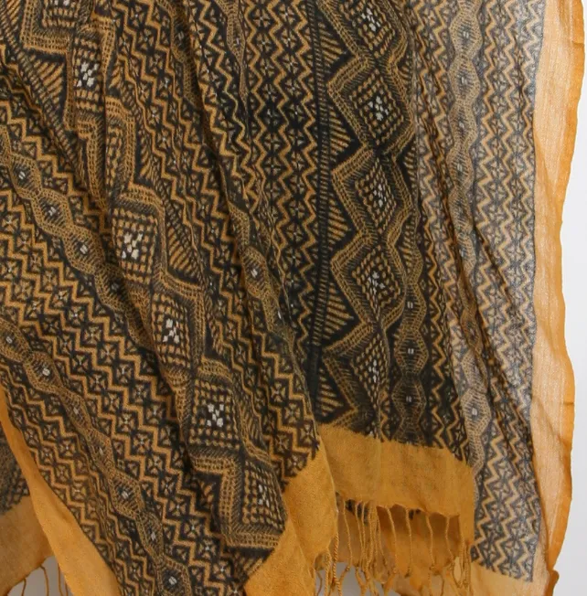 INCA WEAVE - WOOL REGULAR PONCHO in Saffron