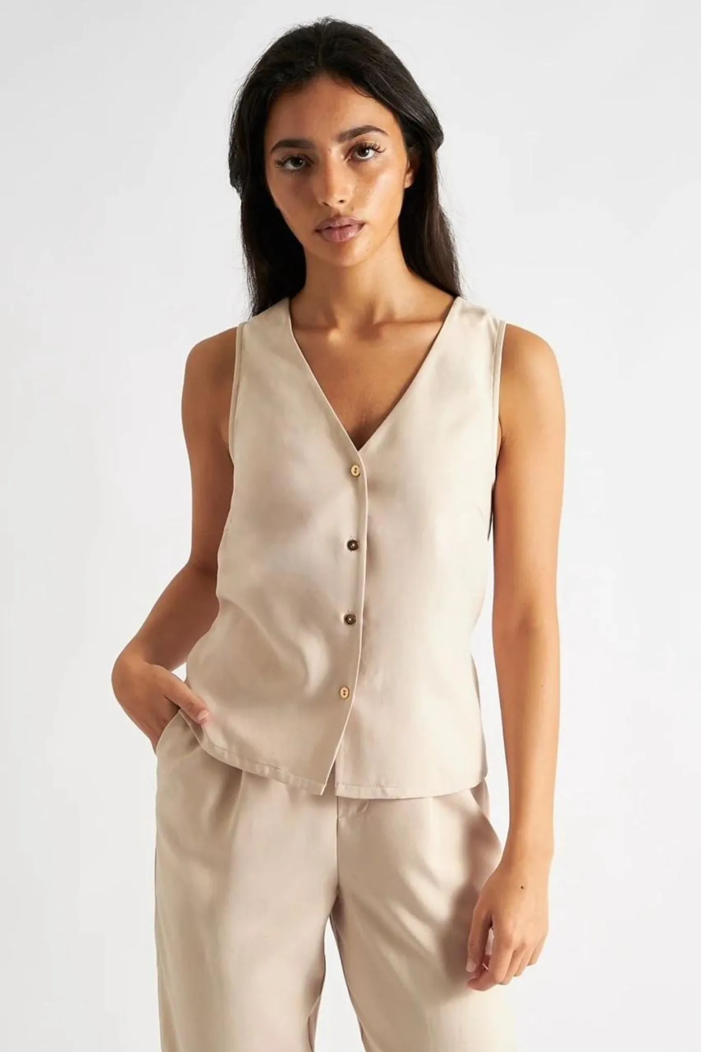 Jackson Sustainable Satin Back Crepe Waistcoat