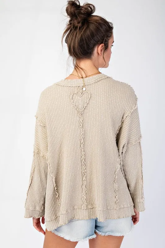 JANA MINERAL WASHED HEART PATCH RIB KNIT PULLOVER