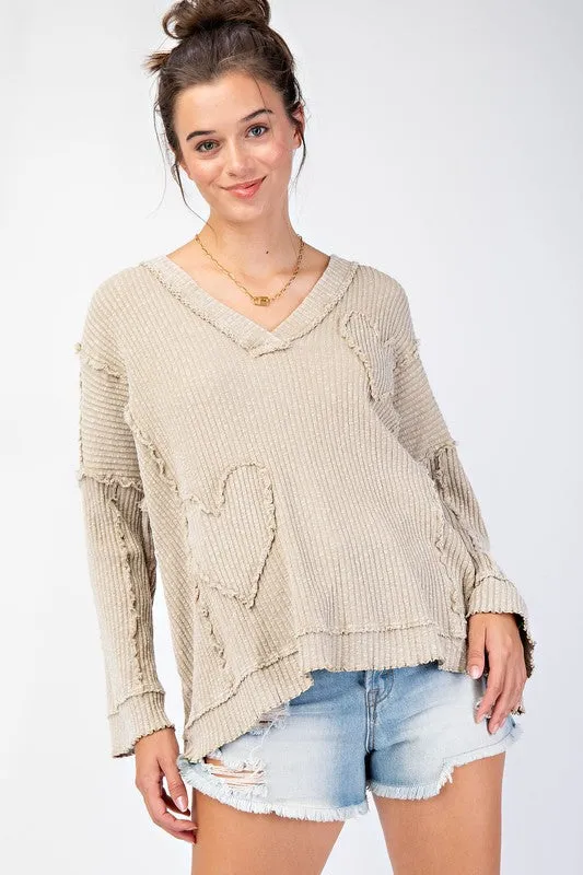 JANA MINERAL WASHED HEART PATCH RIB KNIT PULLOVER