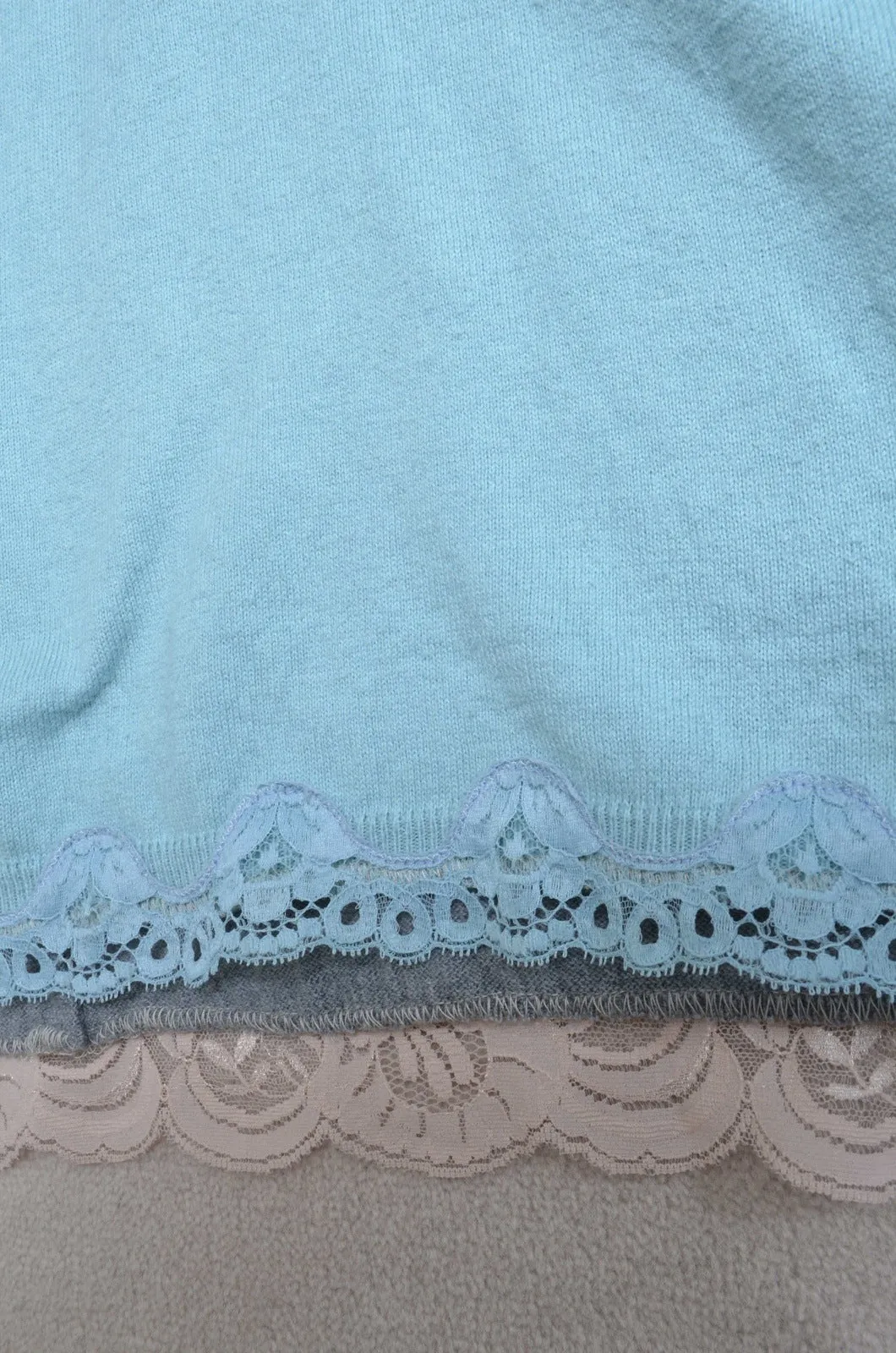 LACE KNIT / A
