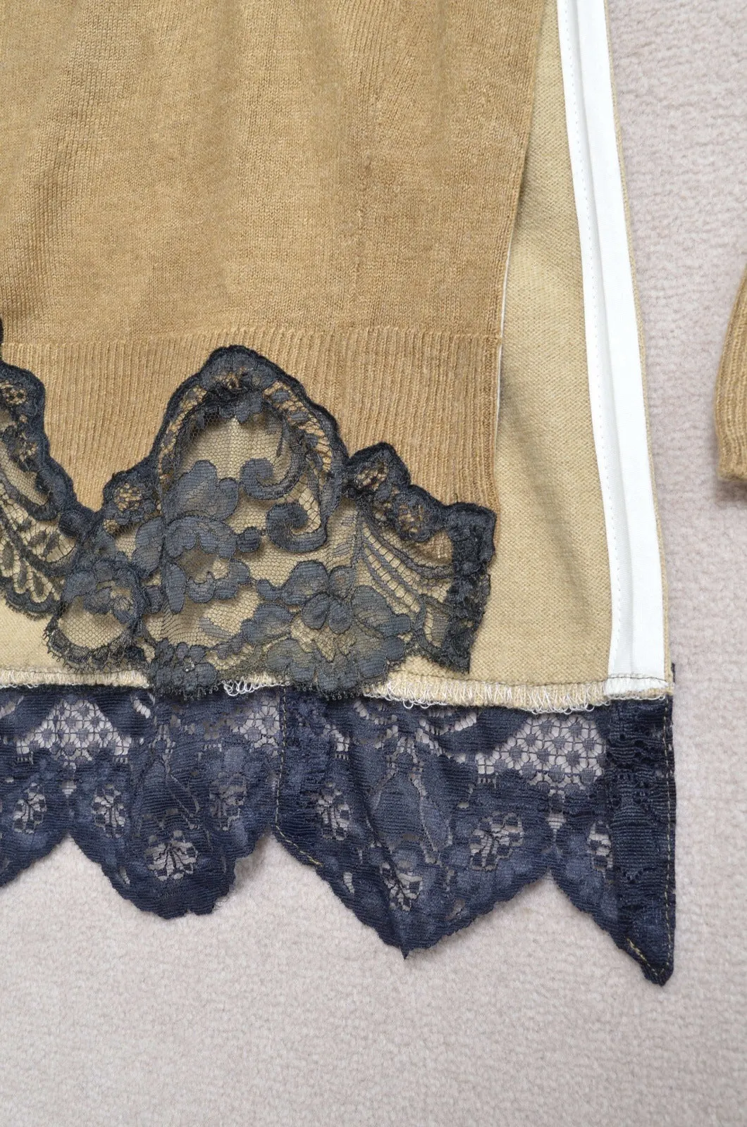 LACE KNIT / B
