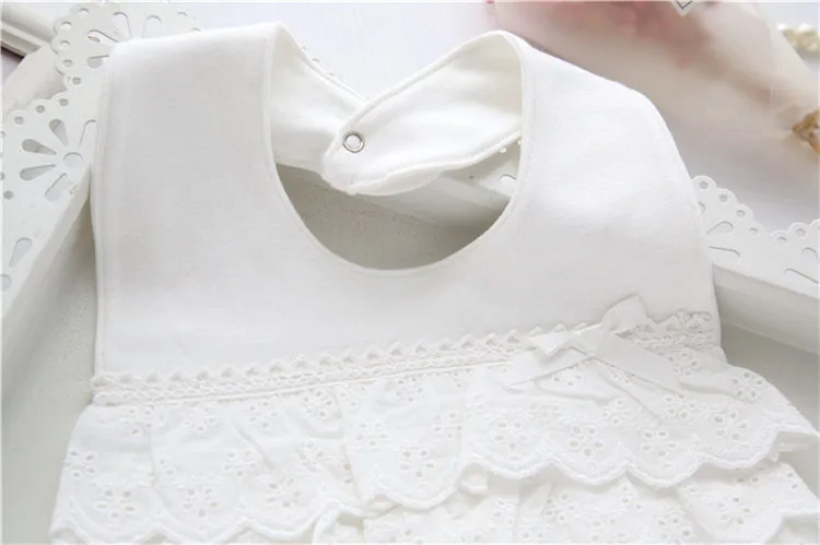 Lacy Bib