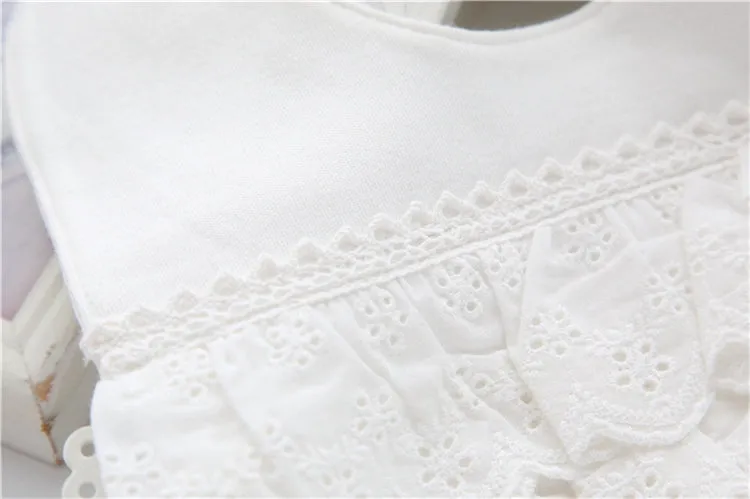 Lacy Bib