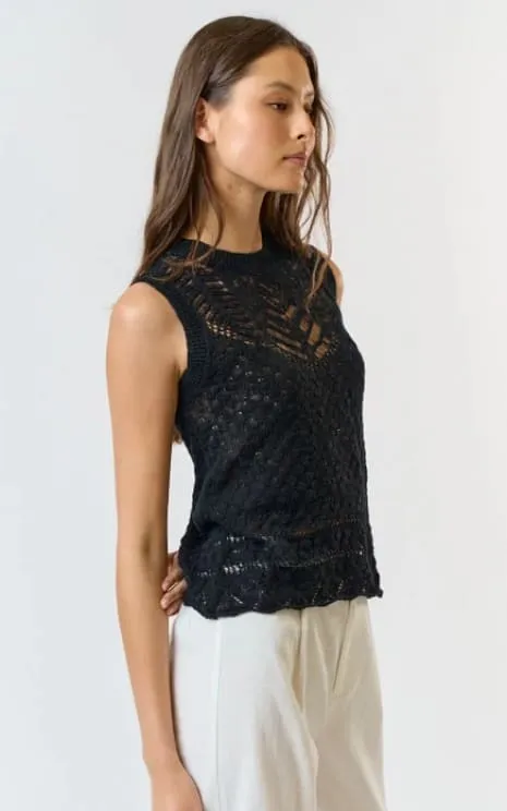 Lalavon- Sleeveless Knit Top