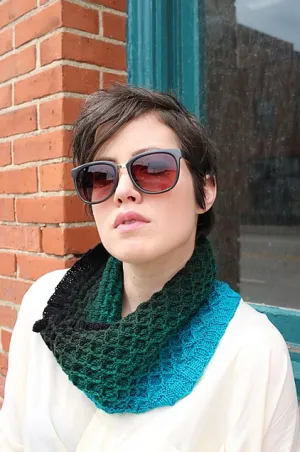 Laura cowl pattern