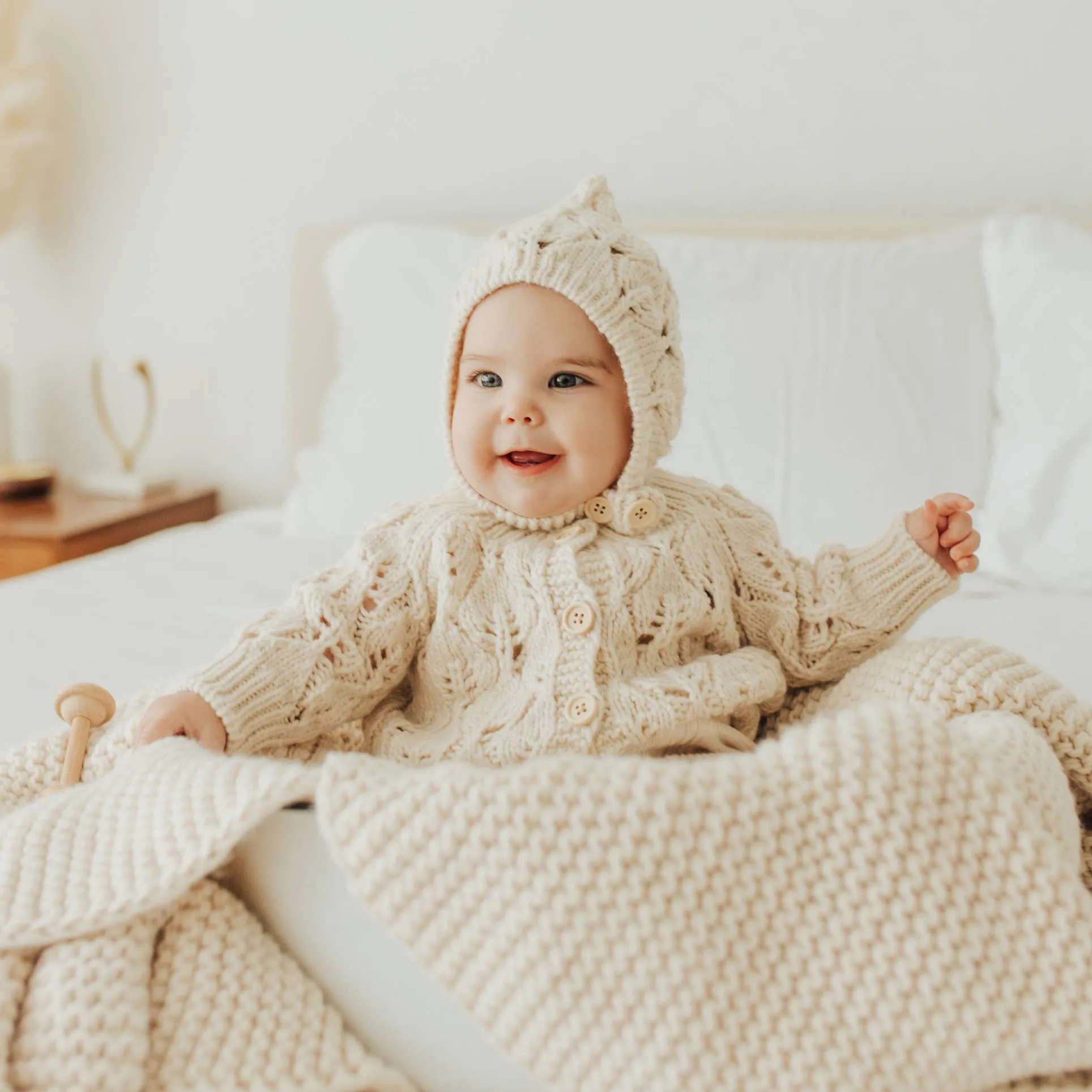 Leaf Lace Hand Knit  Baby Bonnet | Natural