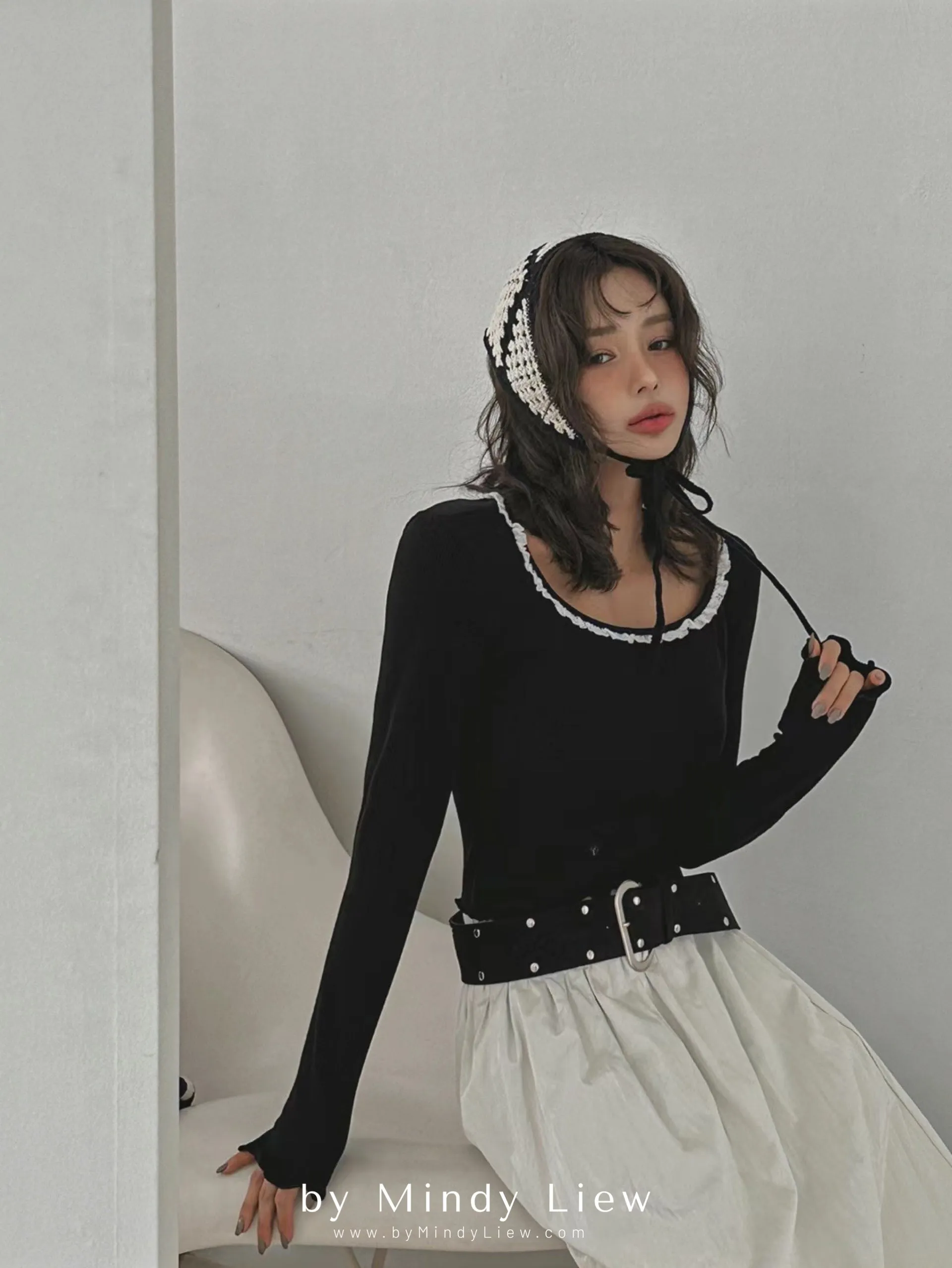 ML241005 Knit Lace Trim Top