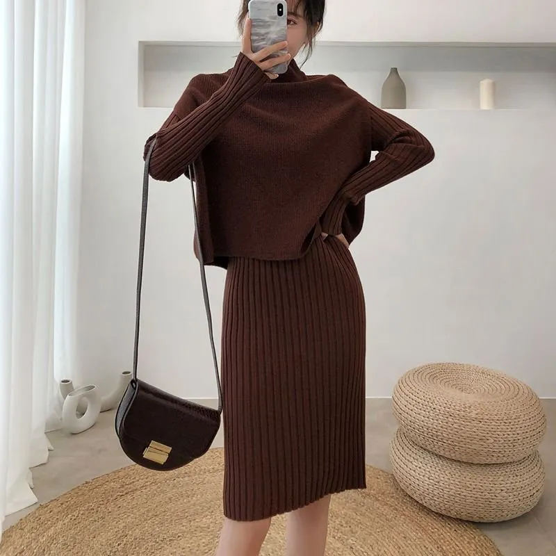 Pankh Bleua Bodycon Woolen Dress And Cape Set
