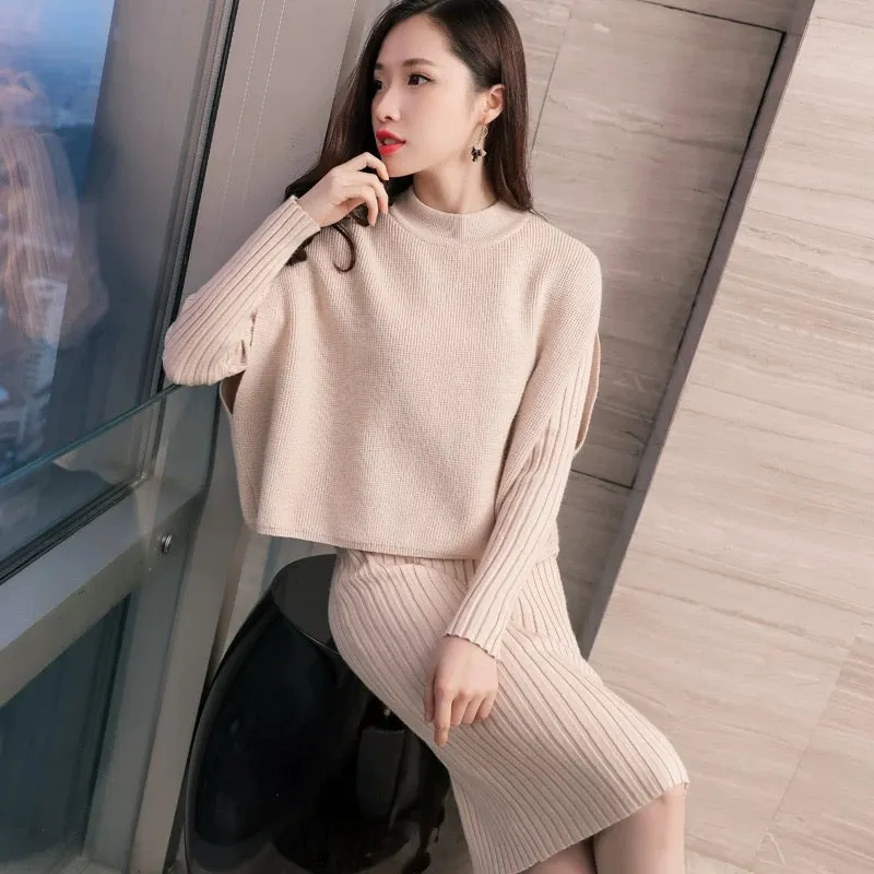 Pankh Bleua Bodycon Woolen Dress And Cape Set