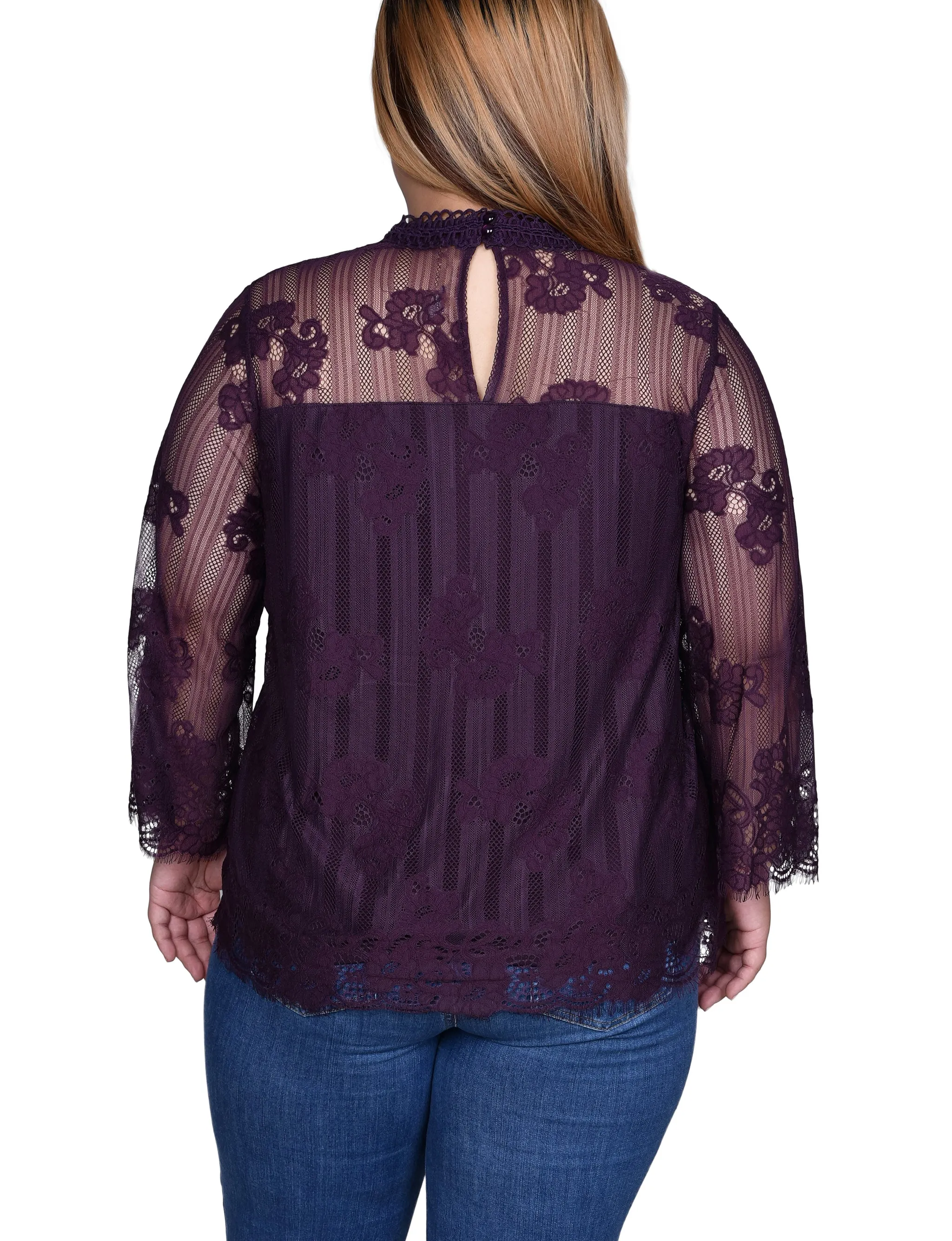 Plus Size 3/4 Sleeve Lace Blouse