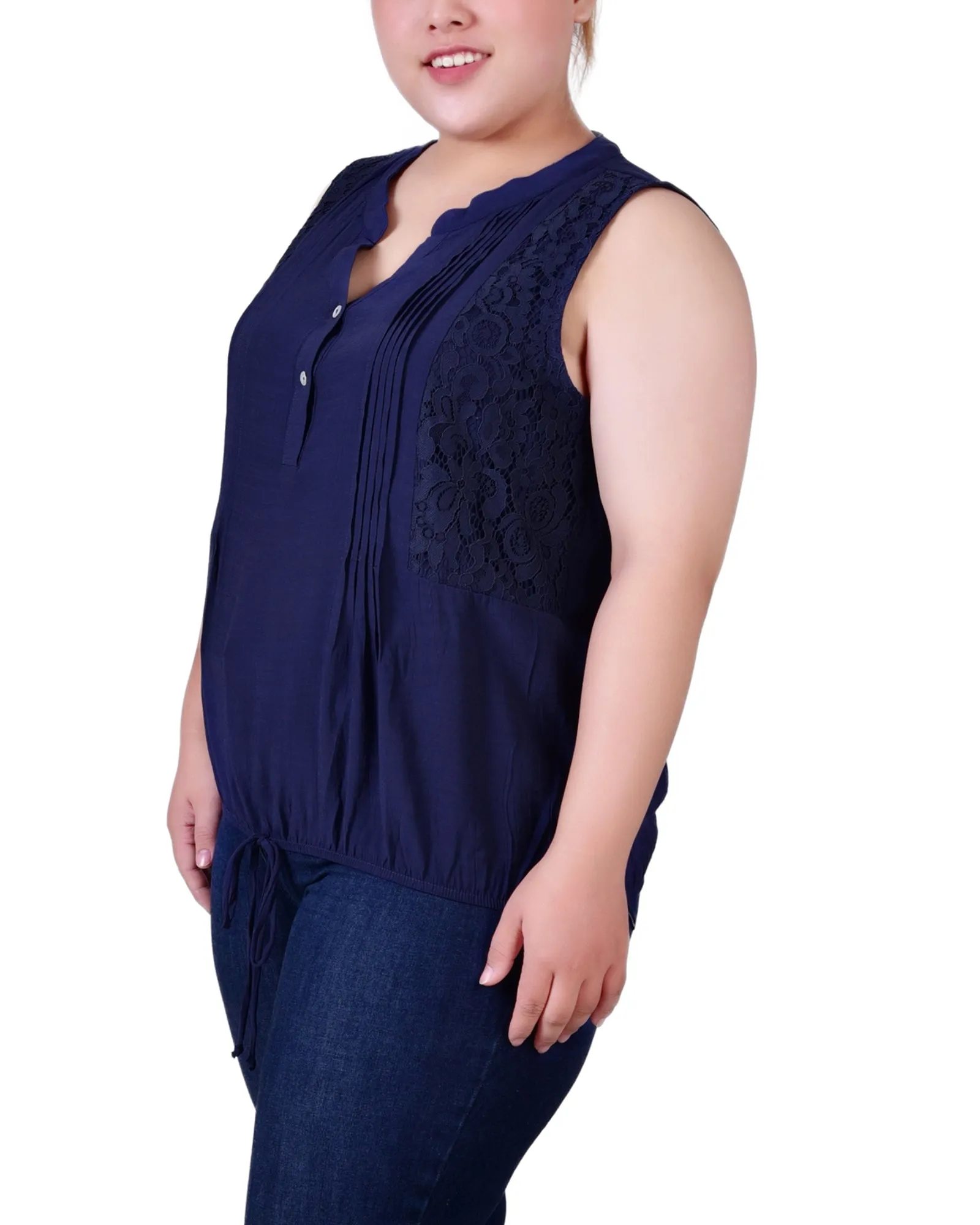 Plus Size Sleeveless Pintuck Tie-Hem Blouse