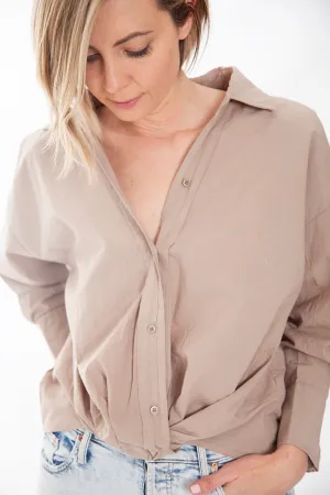 Poplin L/S Front Twist Shirt, Dust