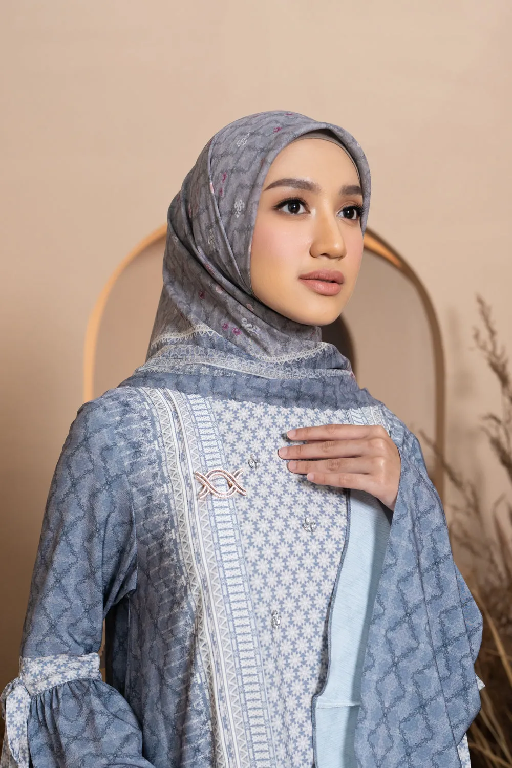 Pre Order - Mariri Scarf Indigo Charcoal